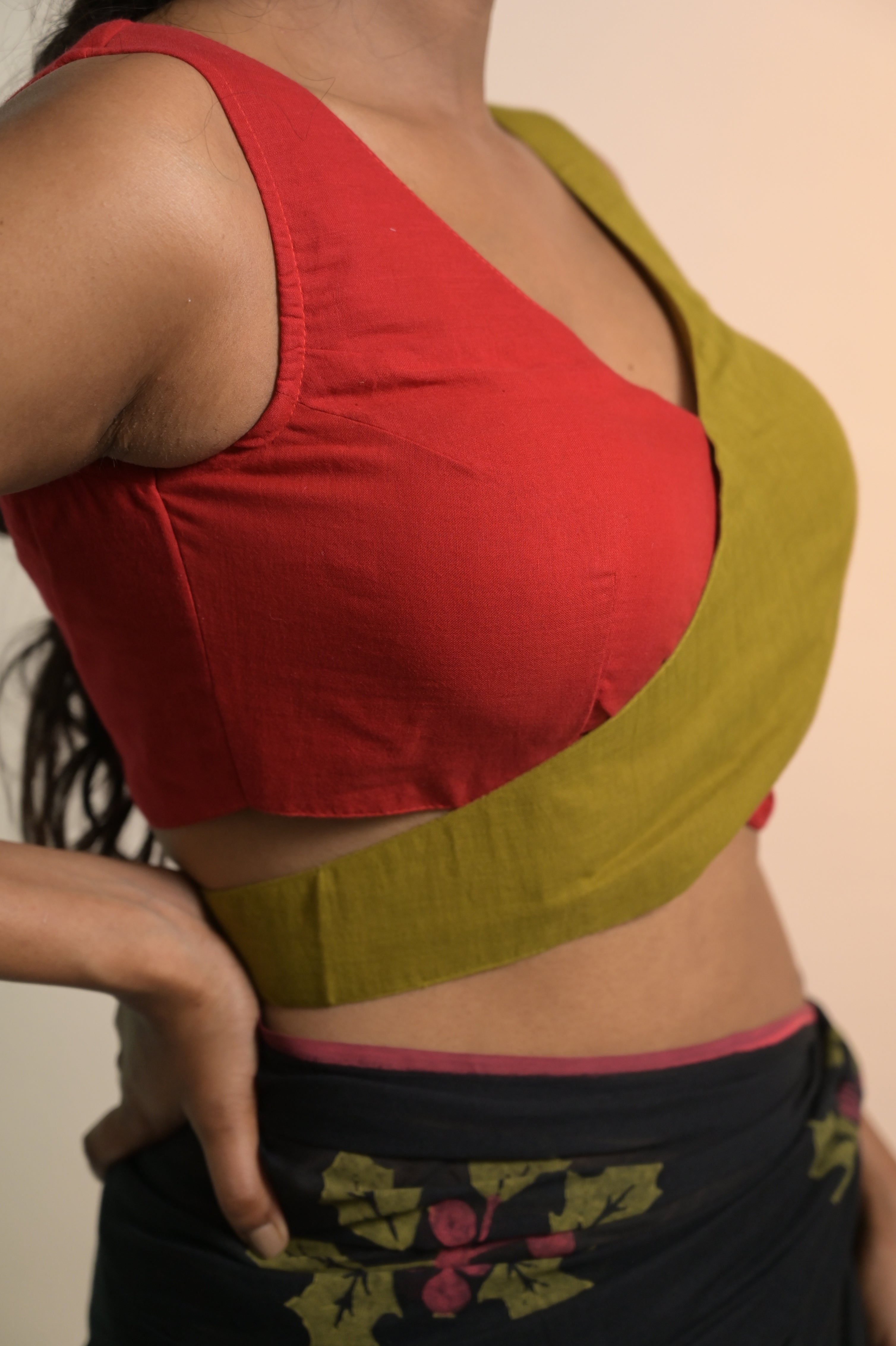 Vanya I Red and Olive Green Dual Colour Handloom Mul Cotton Designer Blouse
