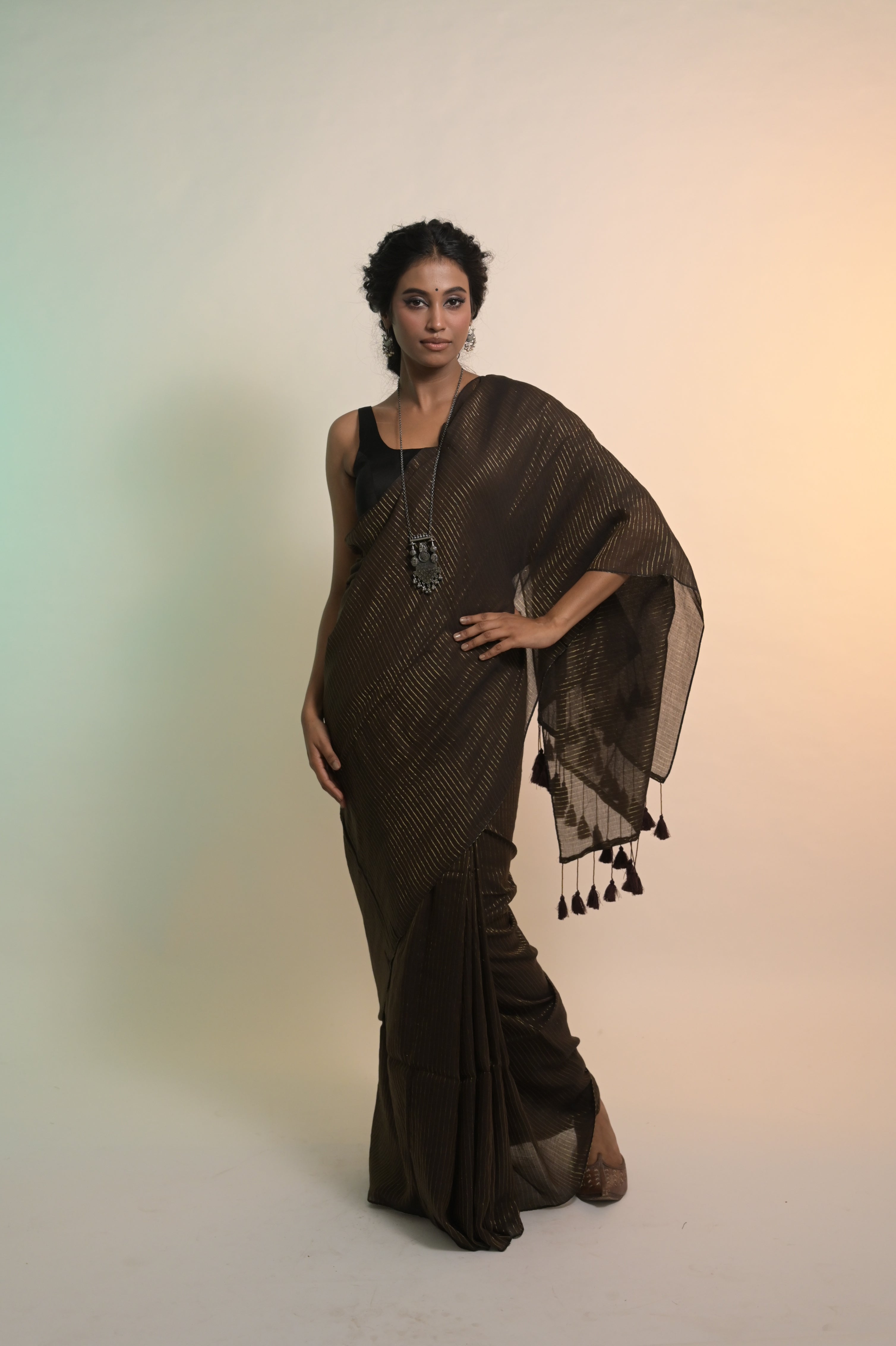 Zari Mridang I Dark Brown Handloom Mul Cotton Saree with Zari Stripes