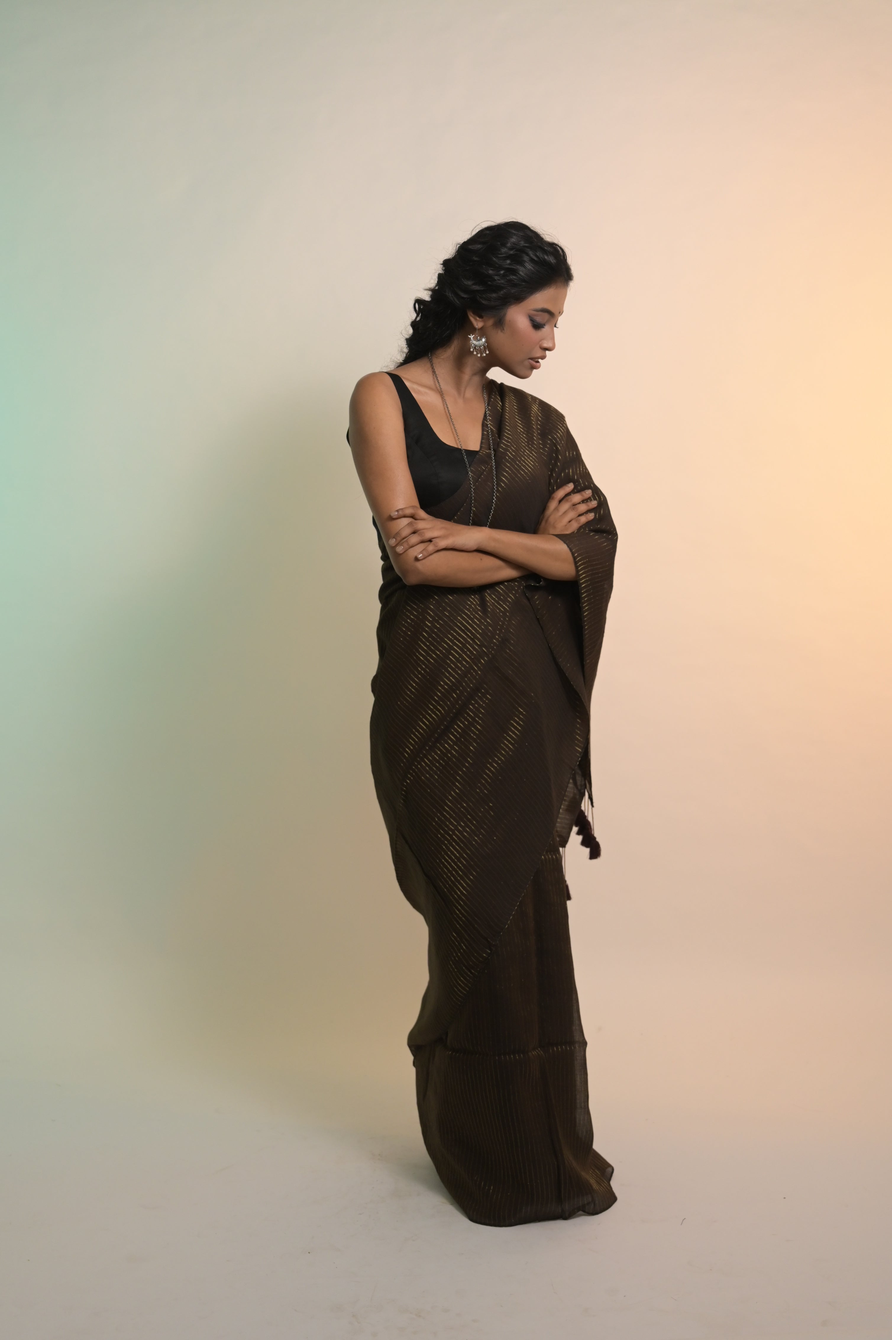 Zari Mridang I Dark Brown Handloom Mul Cotton Saree with Zari Stripes