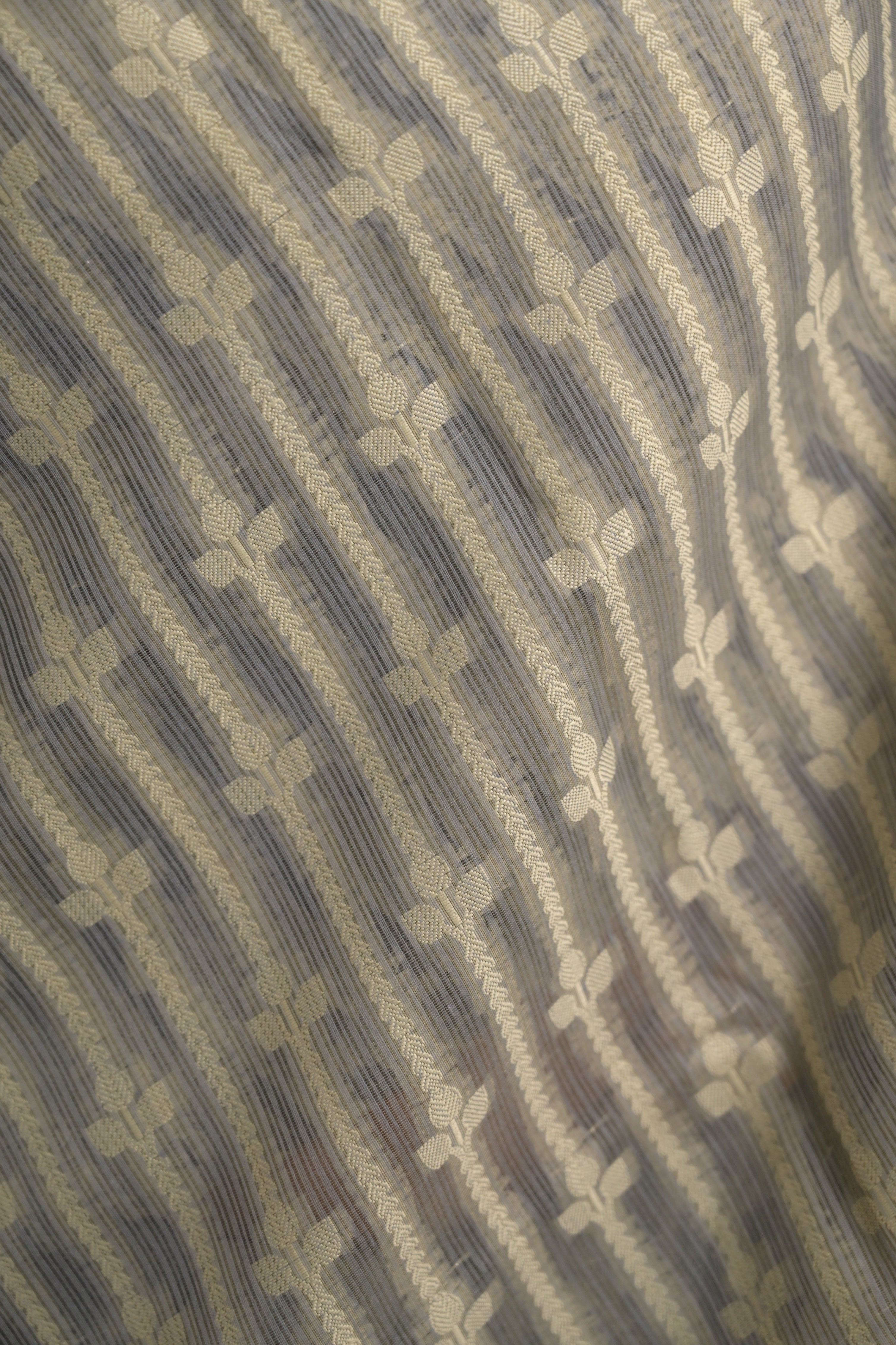 Nivaah I Grey Handloom Cotton Banarasi Saree with Floral Border and striped leave vines