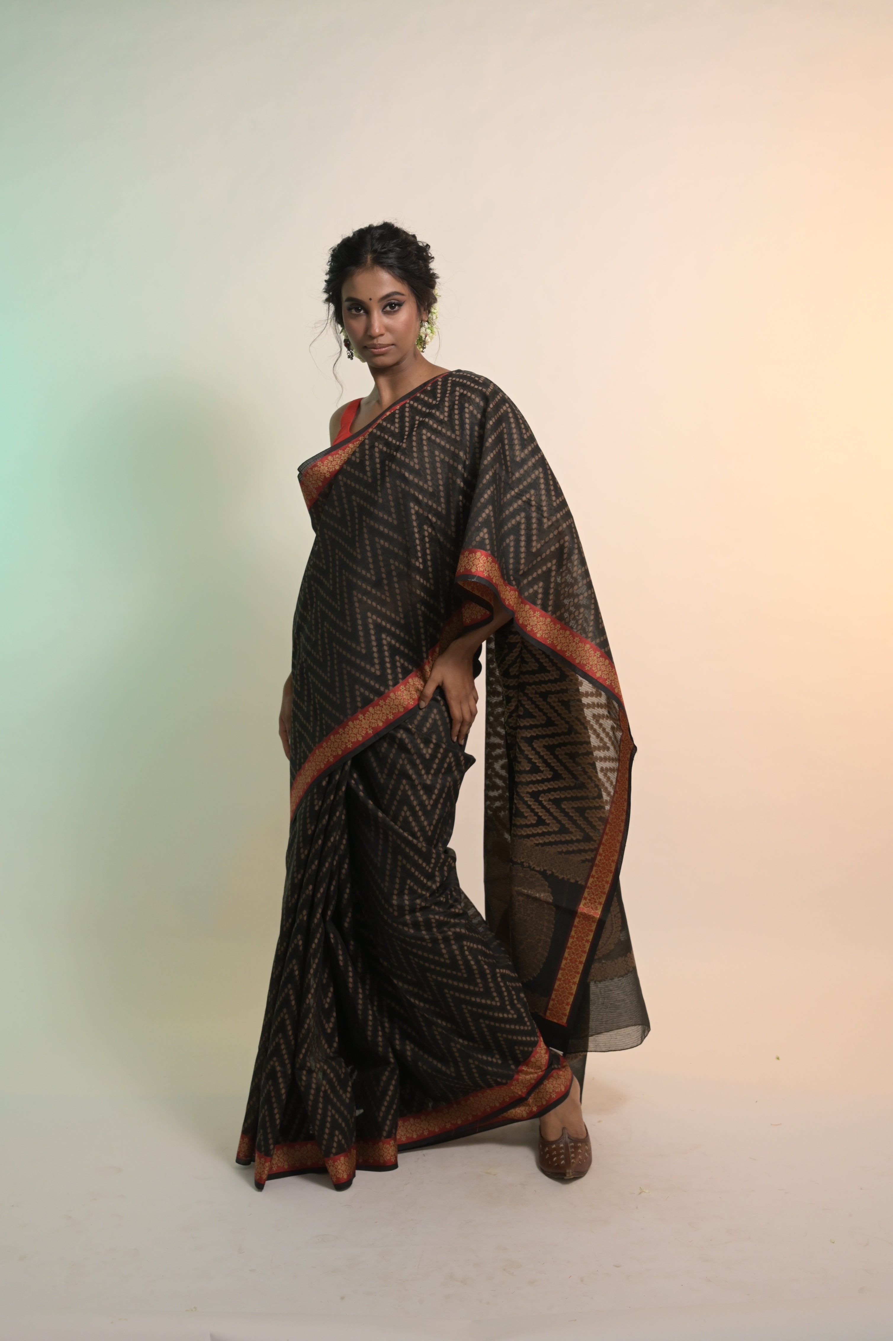 Ruchika I Black Handloom Cotton Saree with Floral Banarasi Border