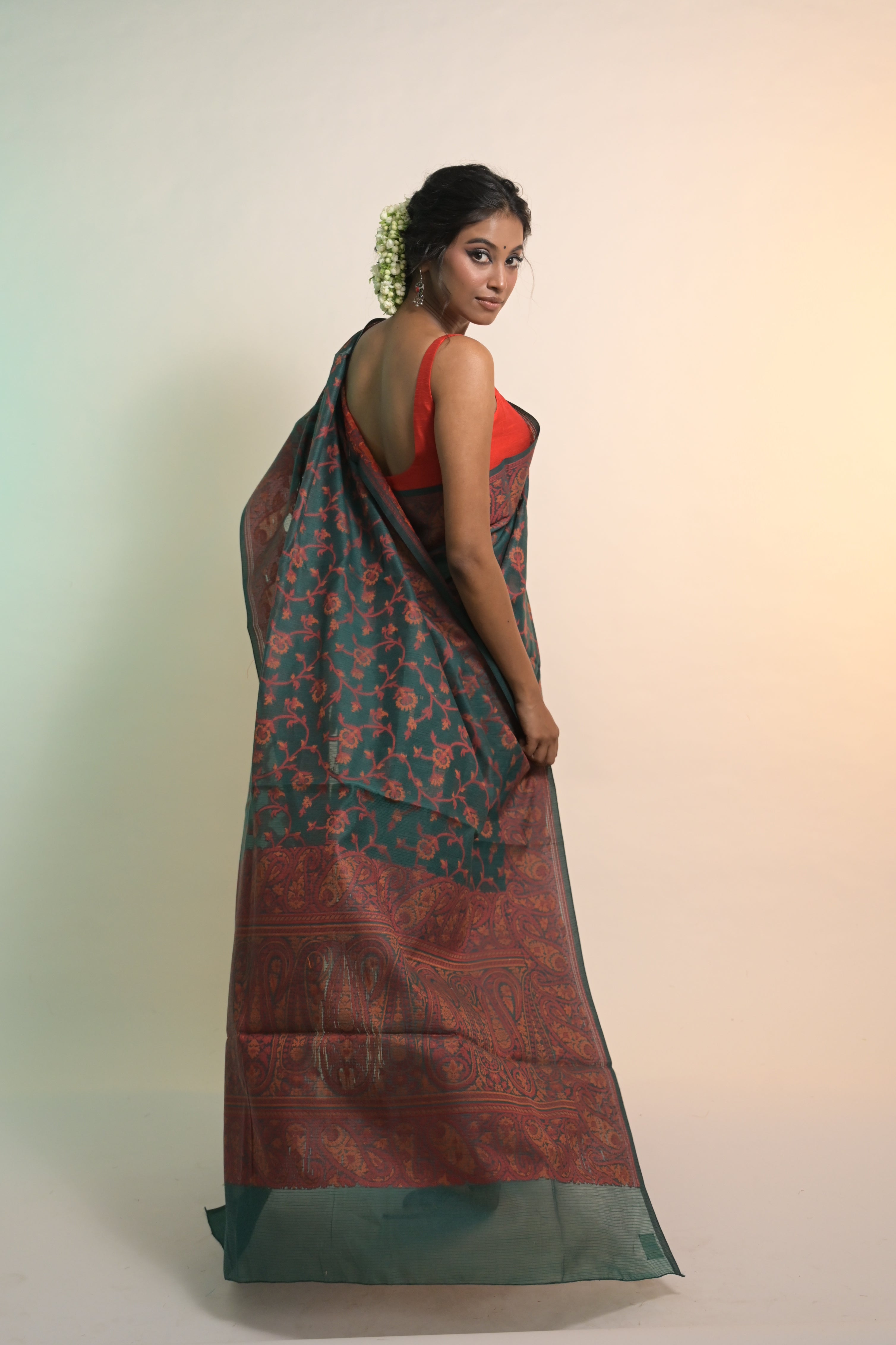 Aahana I Green Handloom Cotton Saree with Ochre Floral Jaal Motifs