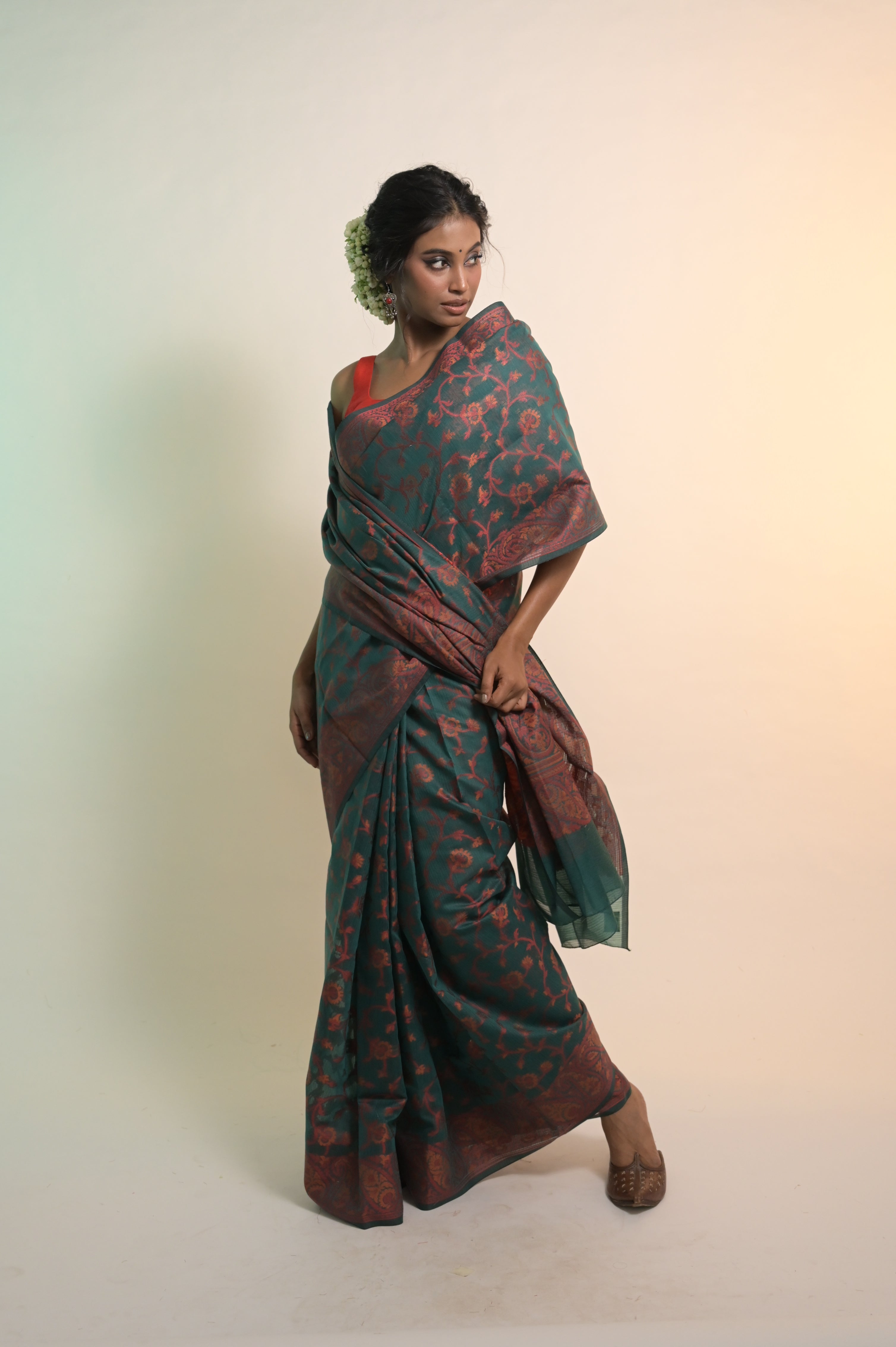 Aahana I Green Handloom Cotton Saree with Ochre Floral Jaal Motifs