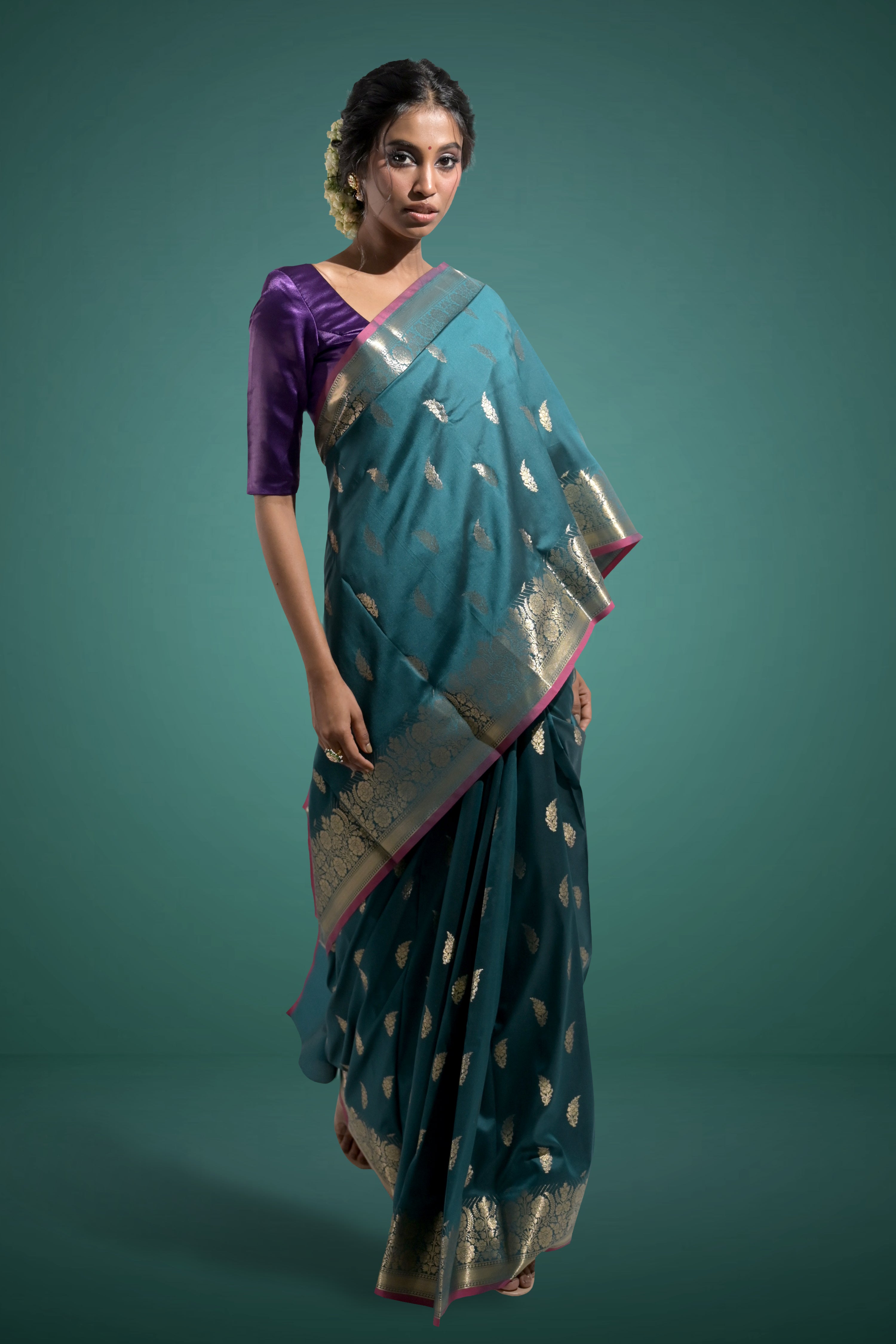 Hara Raunaq I Rama Green Handloom Silk Banarasi Saree with floral zari border and Butis