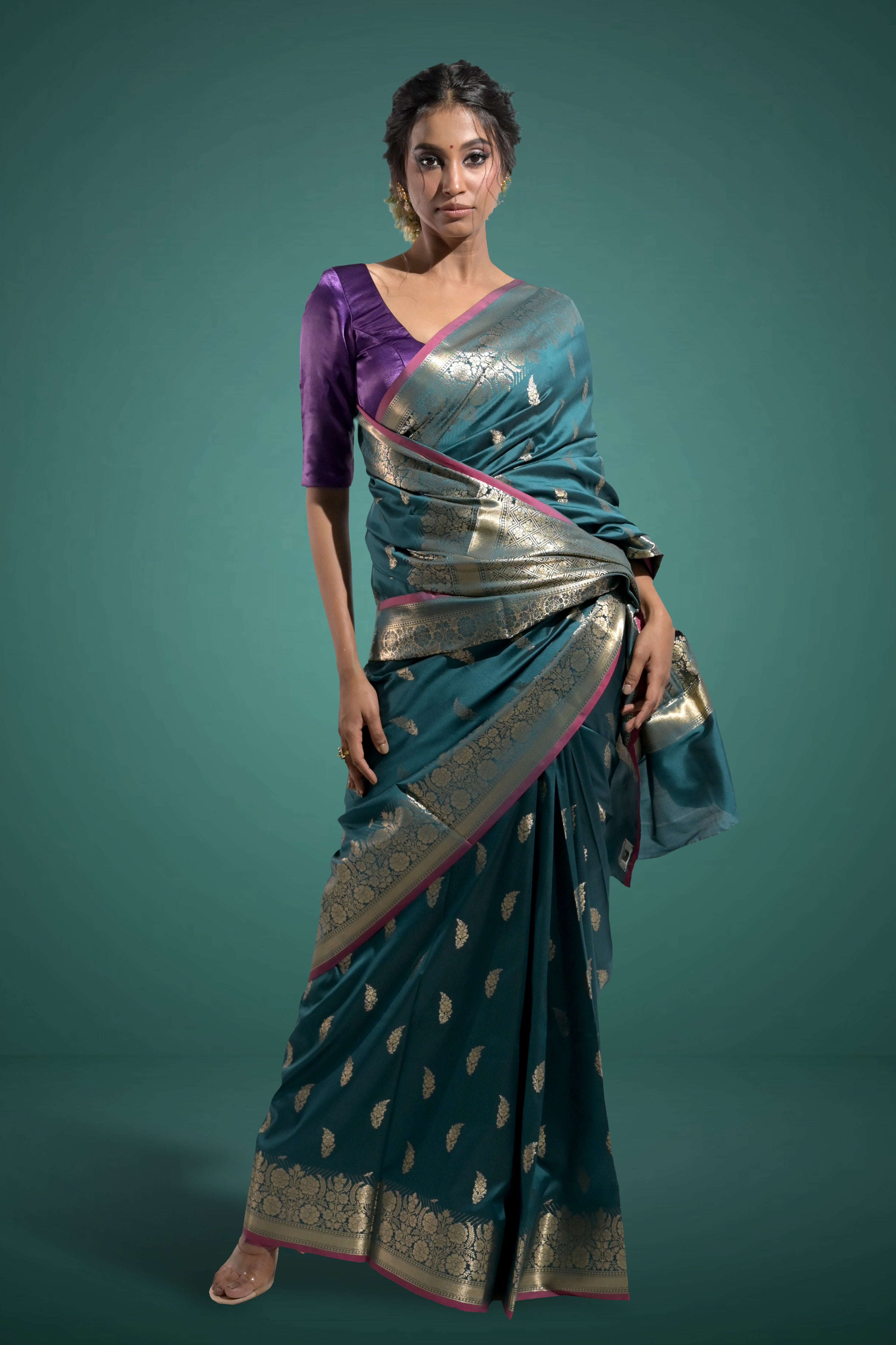 Hara Raunaq I Rama Green Handloom Silk Banarasi Saree with floral zari border and Butis