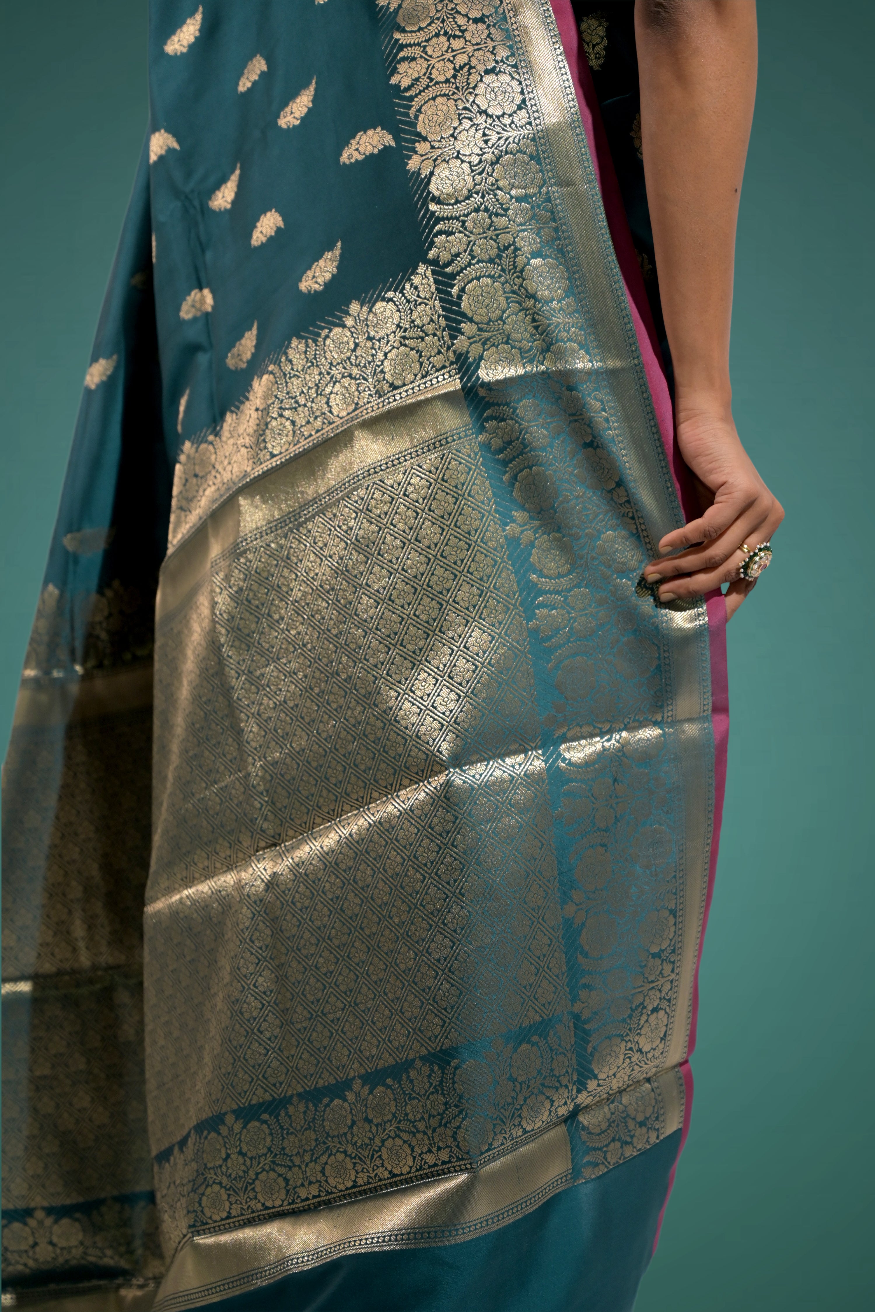 Hara Raunaq I Rama Green Handloom Silk Banarasi Saree with floral zari border and Butis