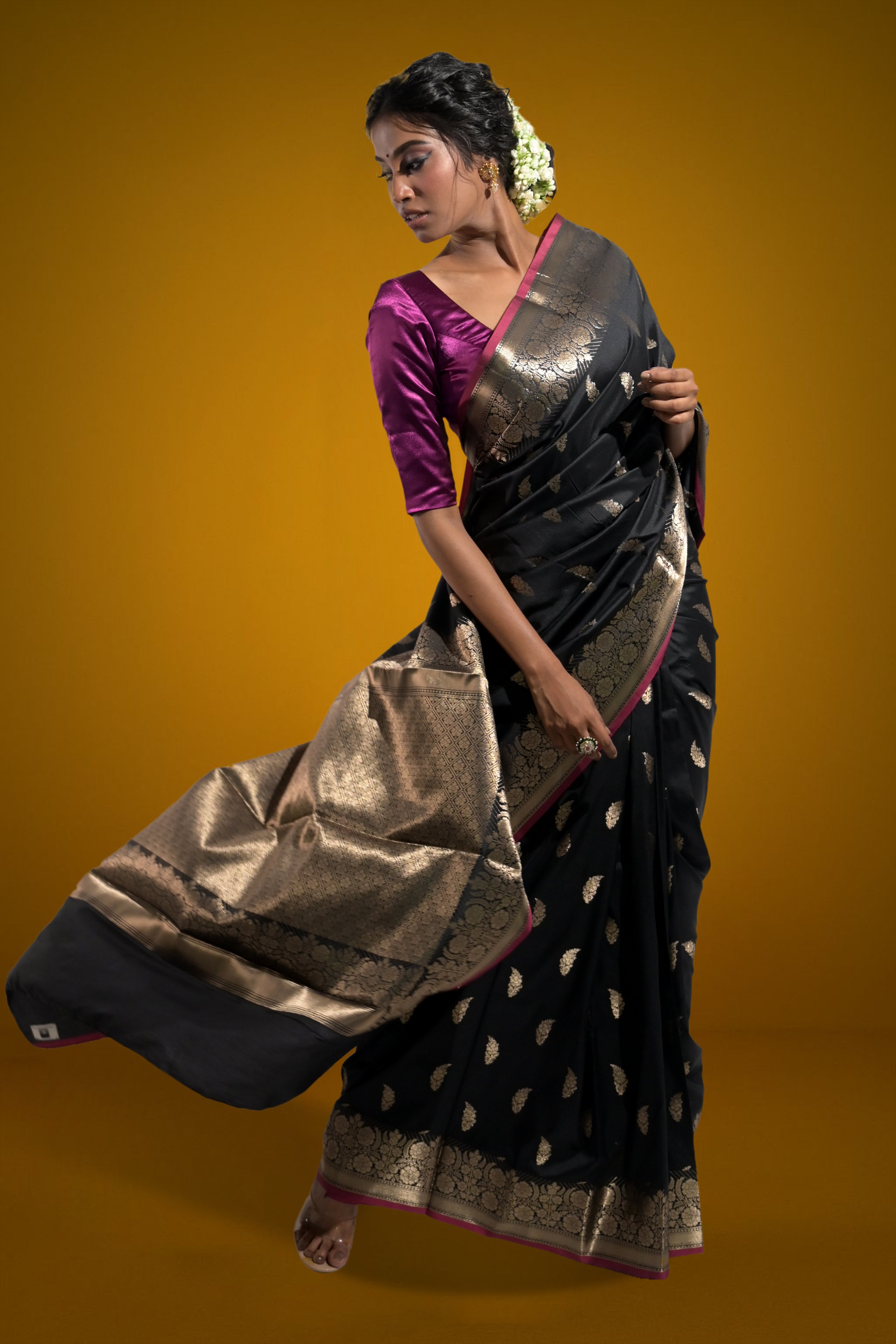 Sargam Sitara I Black Handloom Silk Banarasi Saree with floral zari border and Butis