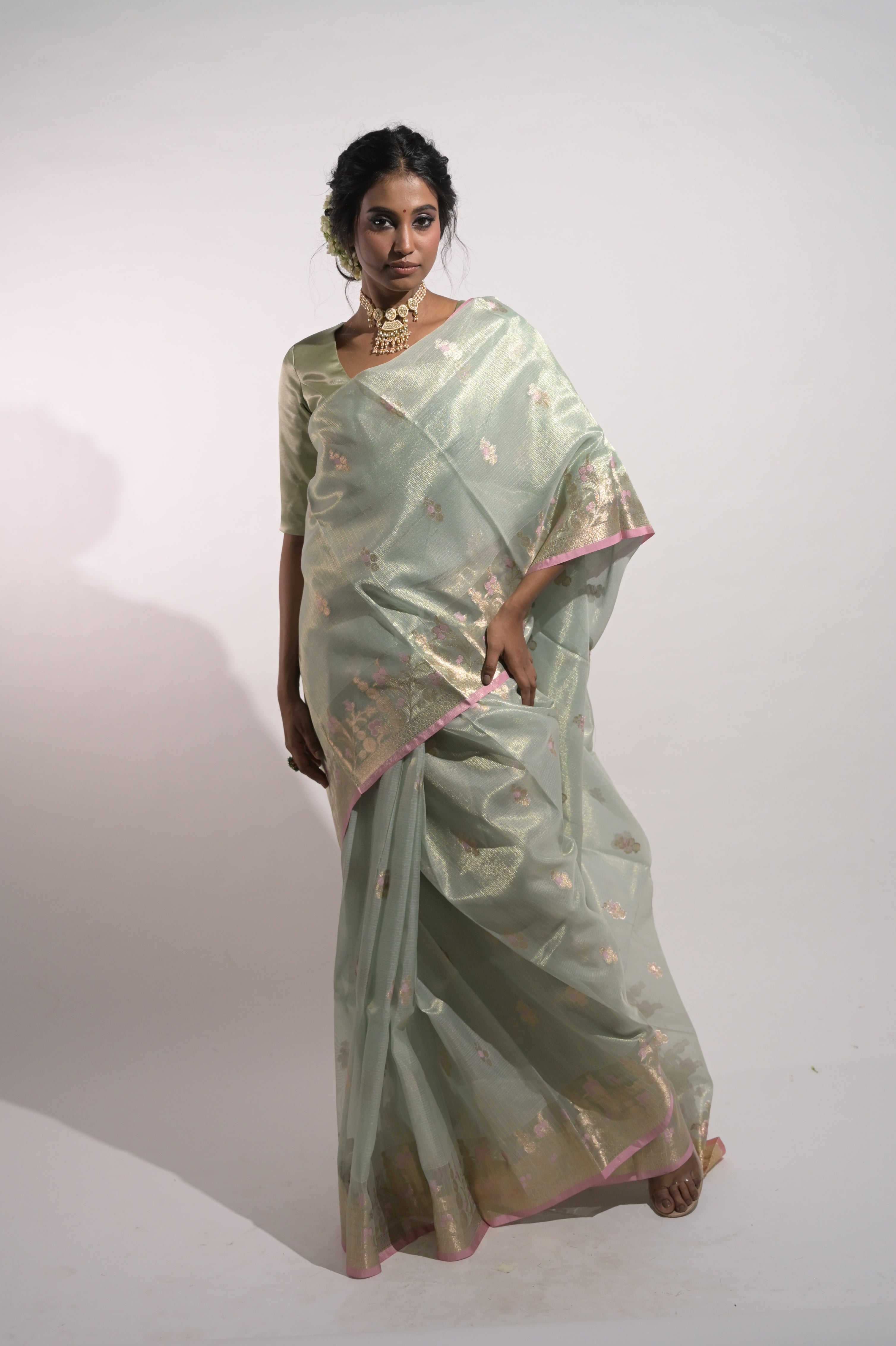 Tushara I Pastel Blue Handloom Tissue Kota Banarasi Saree