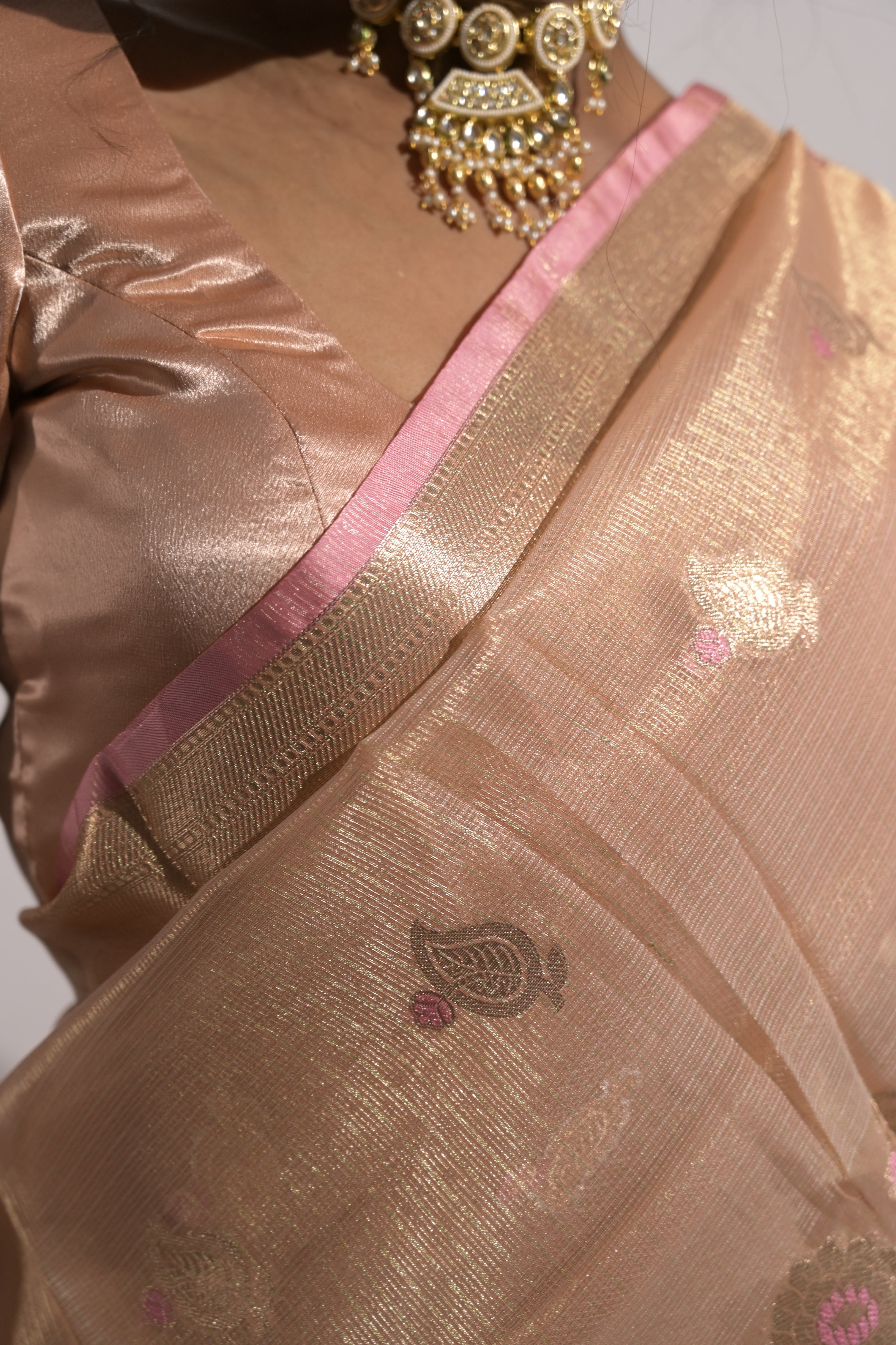 Aaravi I Peach Handloom Tissue Kota Banarasi Saree