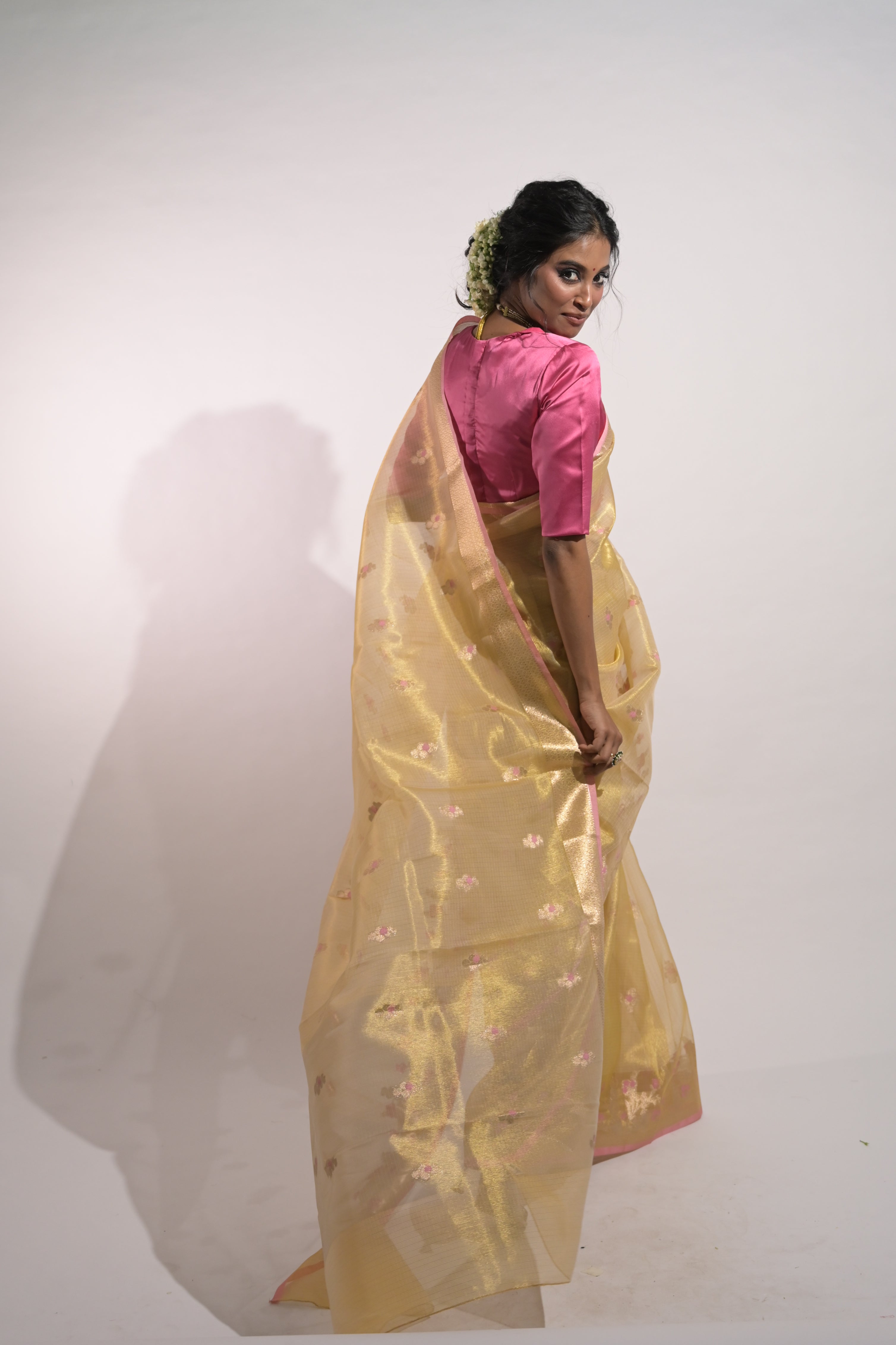 Maalika I Light Yellow Handloom Tissue Kota Banarasi Saree