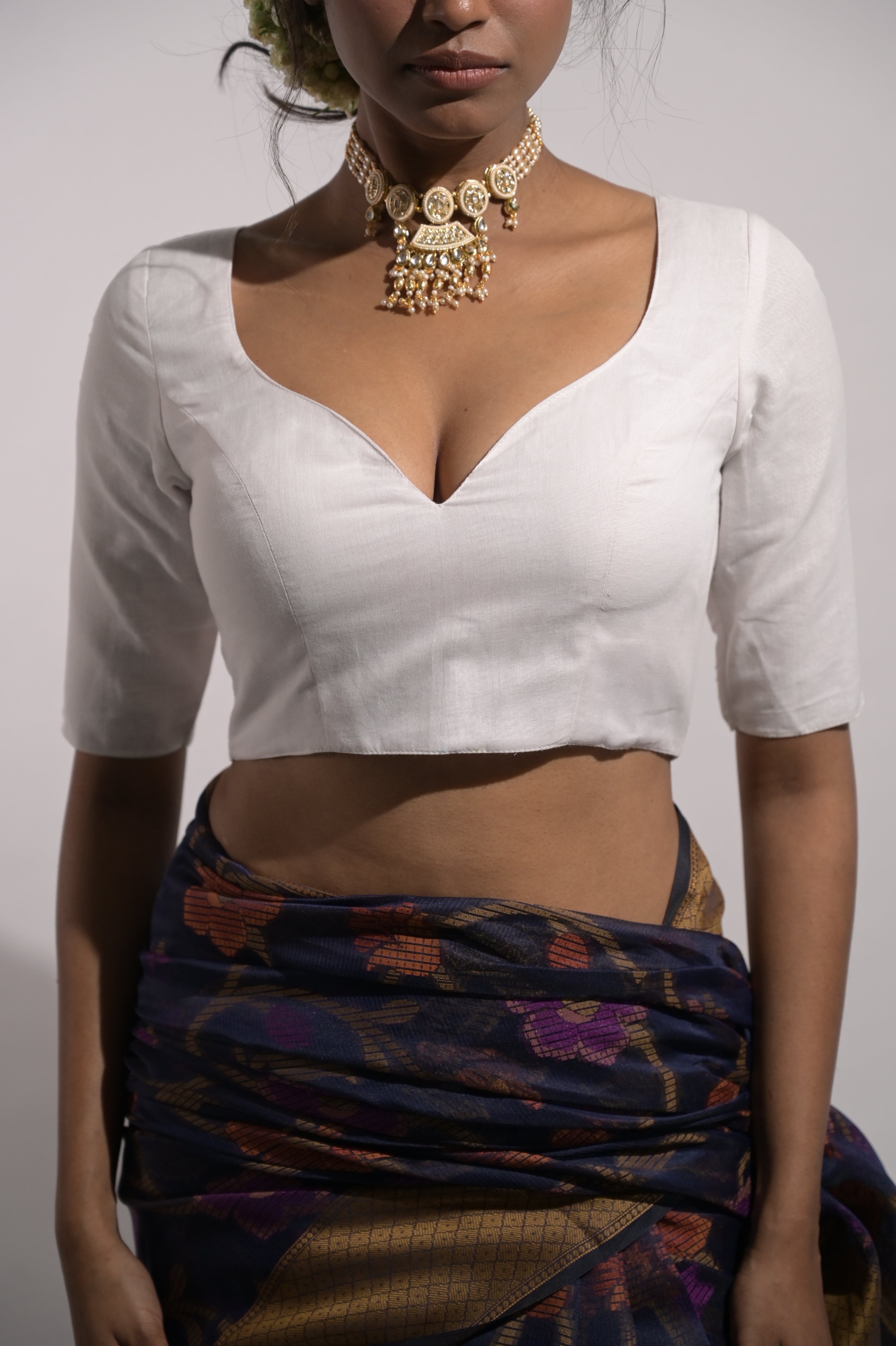 Chandni I White Handloom Mul Cotton Blouse with Sweet Heart Neckline