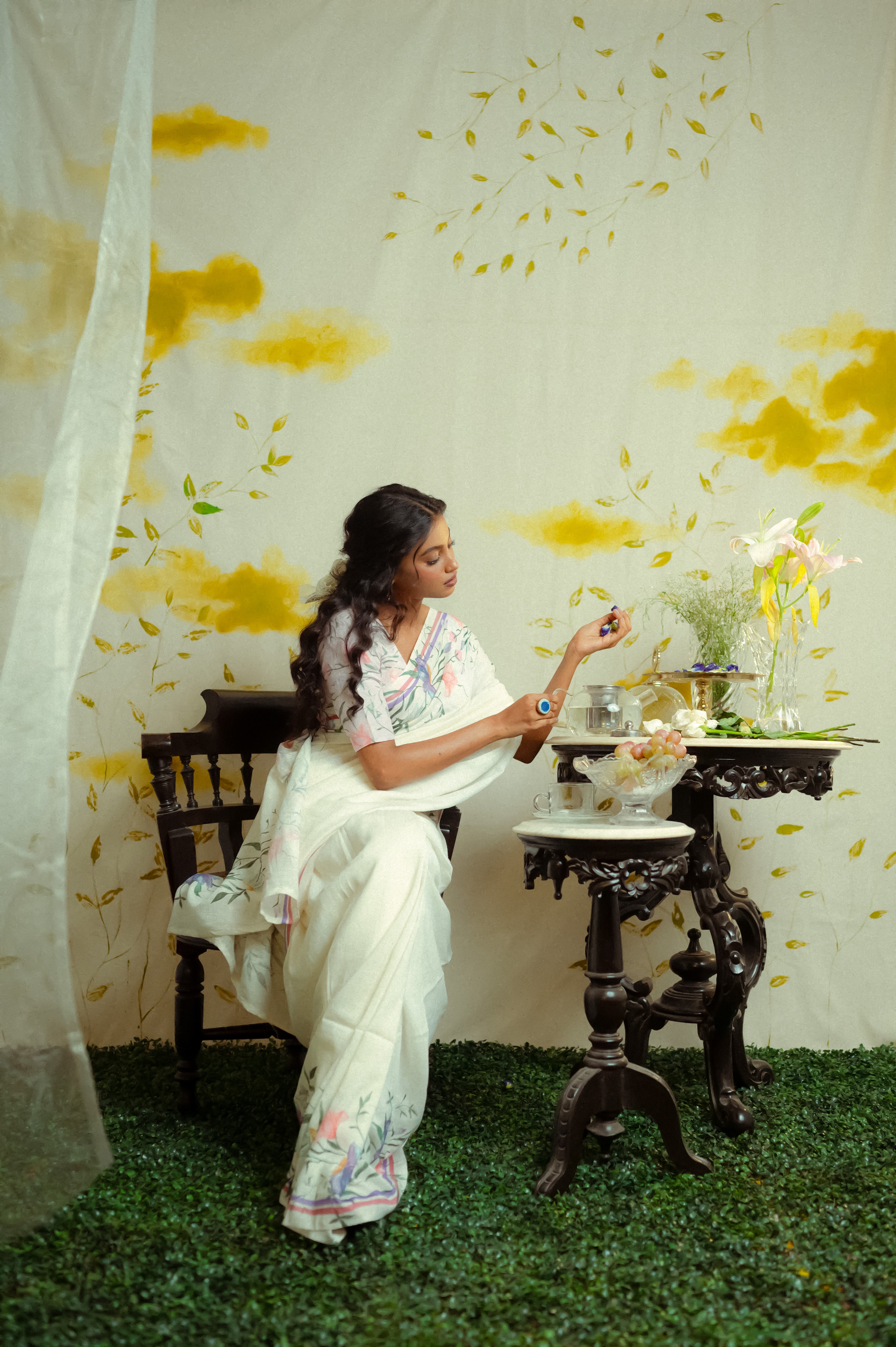 White Handwoven linen floral printed saree with ready to wear floral printed blouse combo(Mallika + Palash)