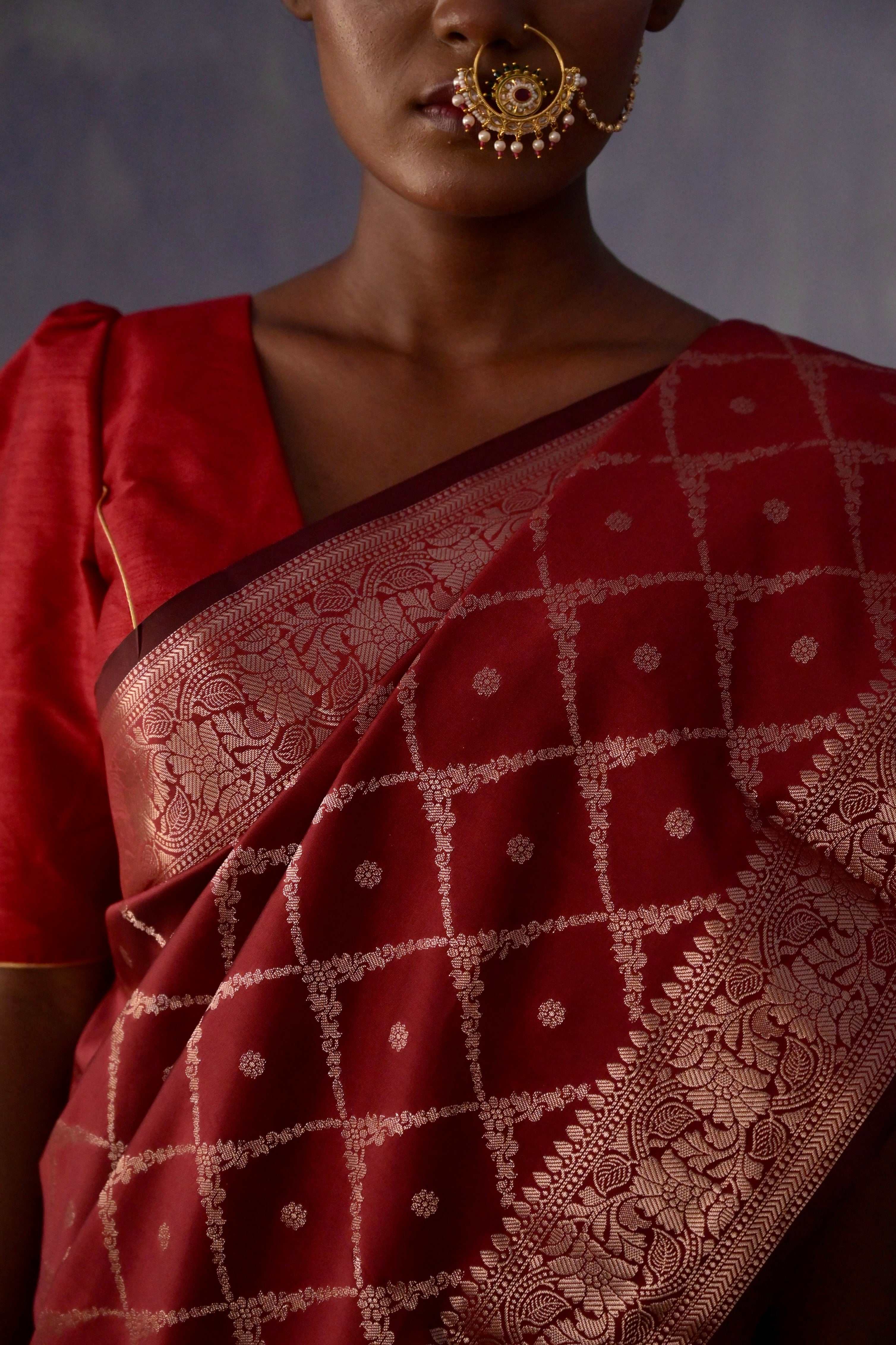 Taruja I Red Handloom silk Jaal Banarasi Saree with floral Zari Border