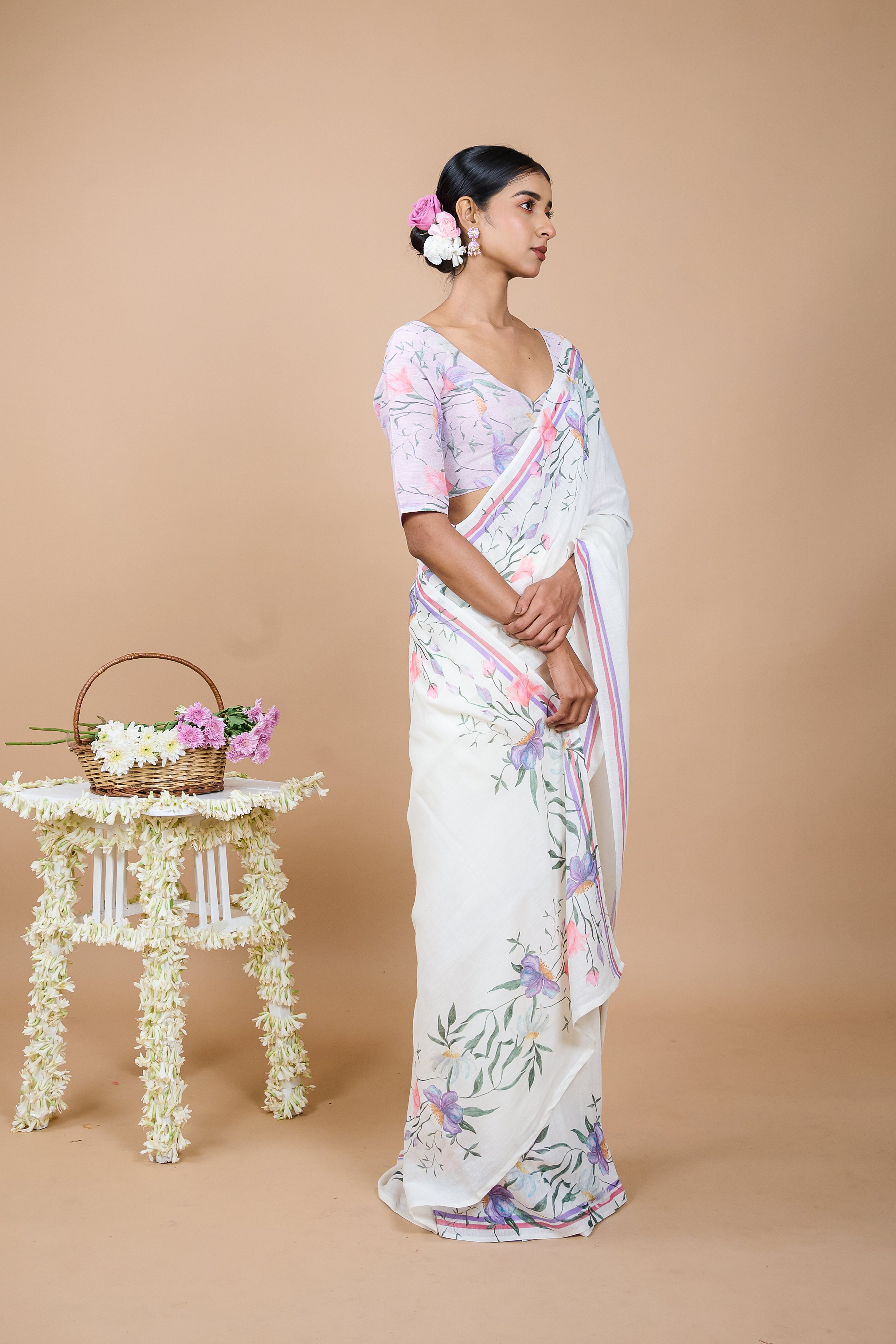 Double-colour-bordered-saree