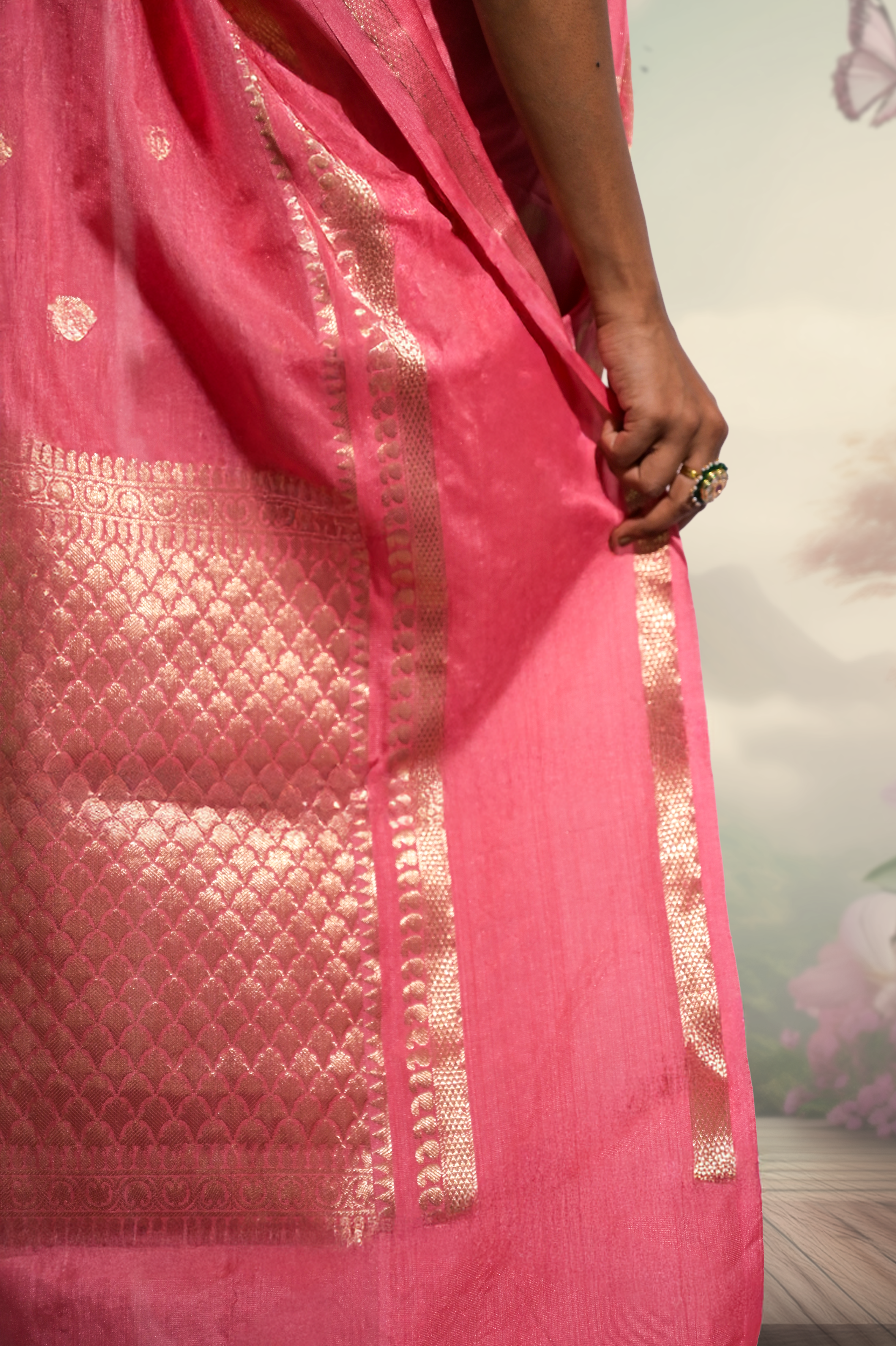 Gulraaz Geet I Coral Pink Handloom Silk Banarasi Saree with Zari Border