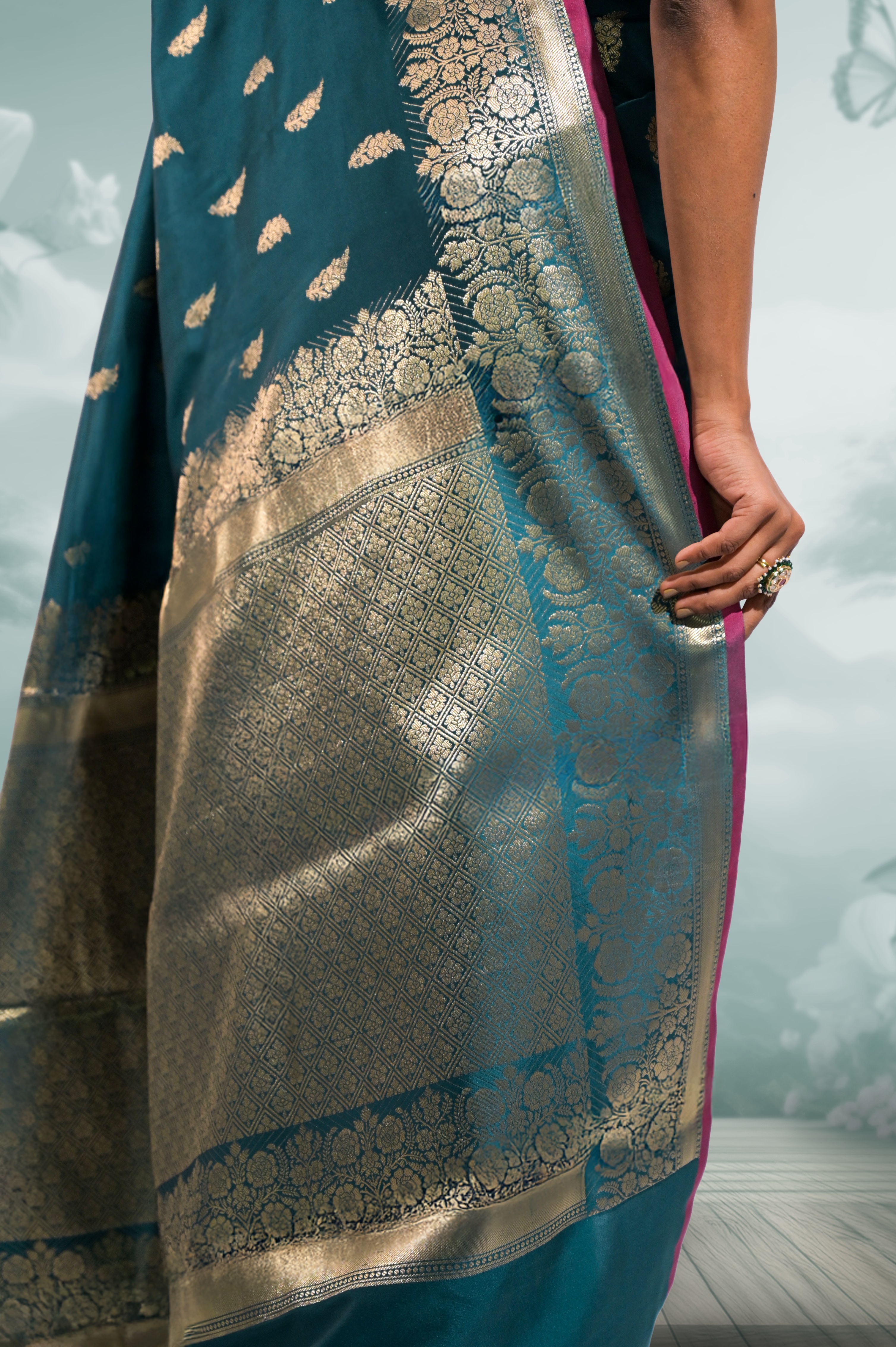 Hara Raunaq I Rama Green Handloom Silk Banarasi Saree with floral zari border and Butis