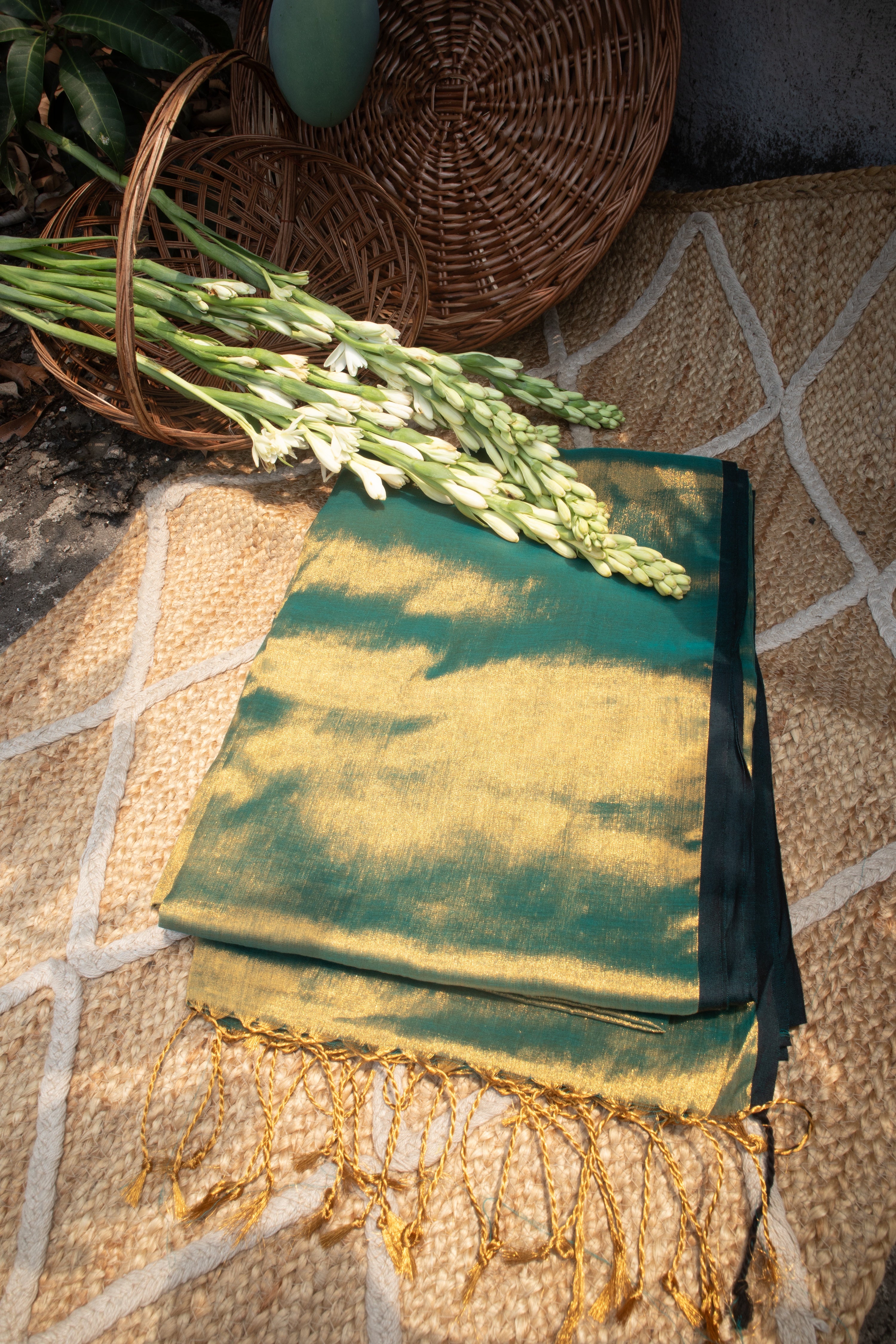 Pataka I Seagreen Dual tone Tissue Saree