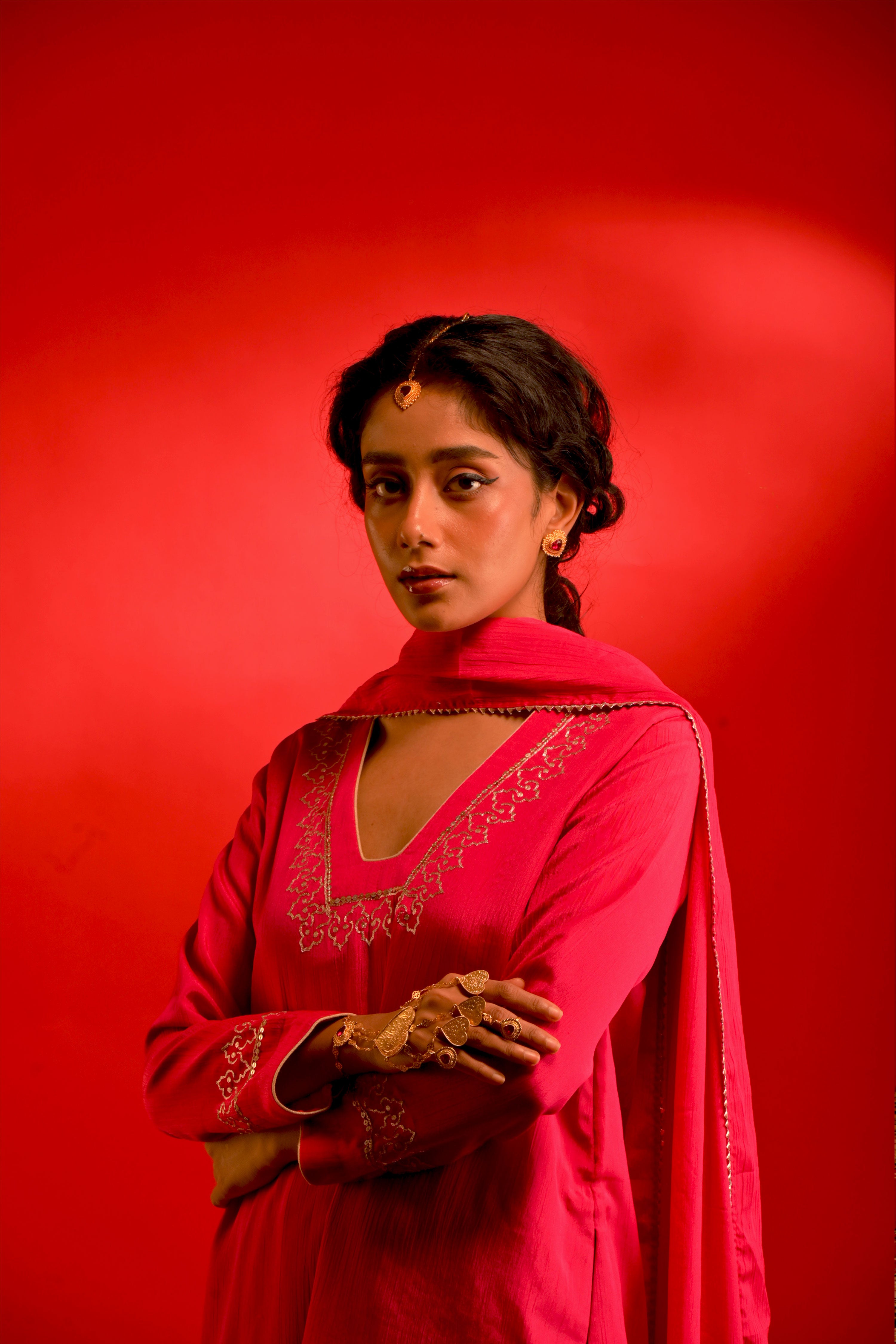 Saaz I Hot Pink chinon hand embroidered kurta pant set with dupatta