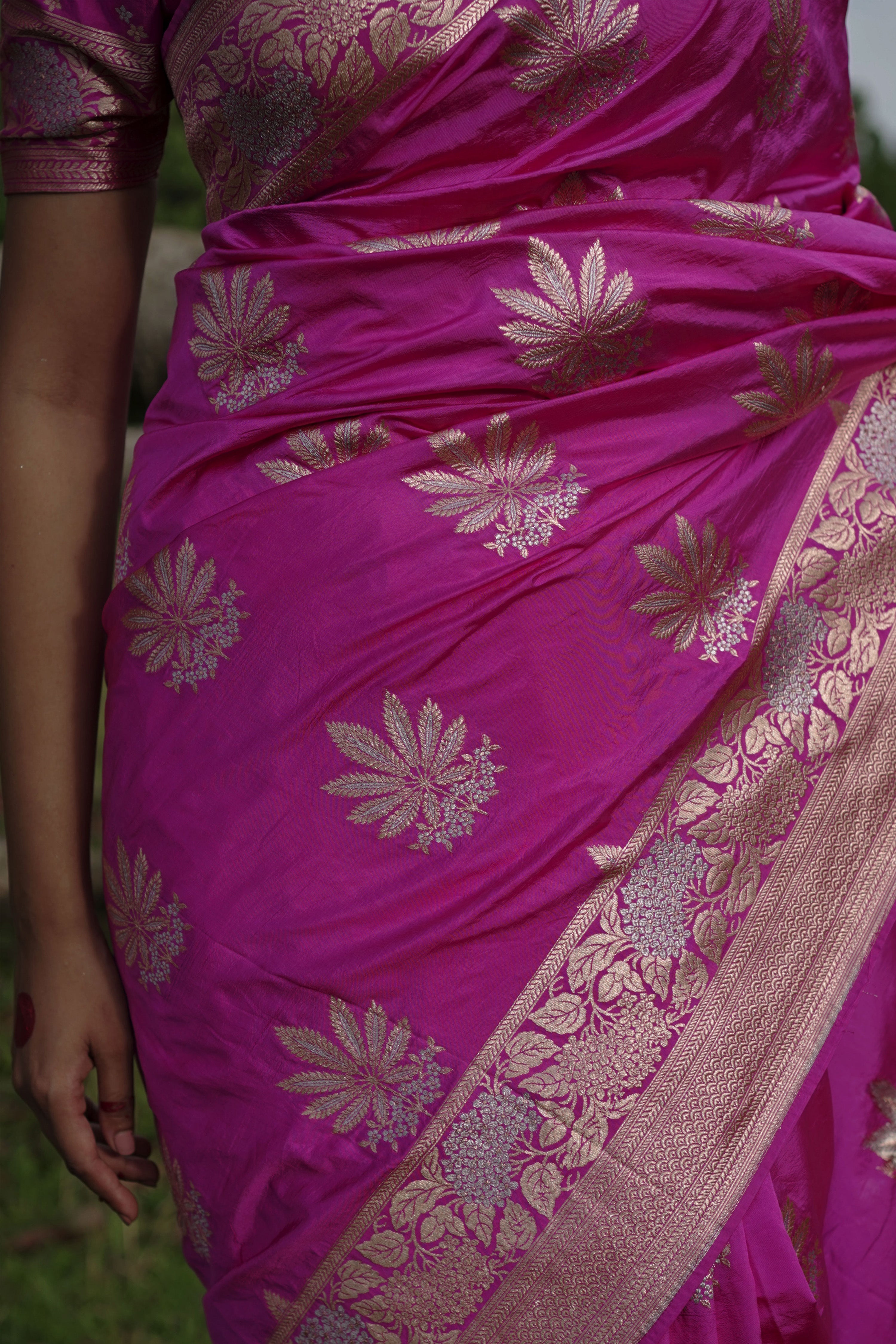 Mridangini I Fuschia Pink Handwoven Katan Banarasi Saree with Floral Jaal Zari Border and Hemp Butas