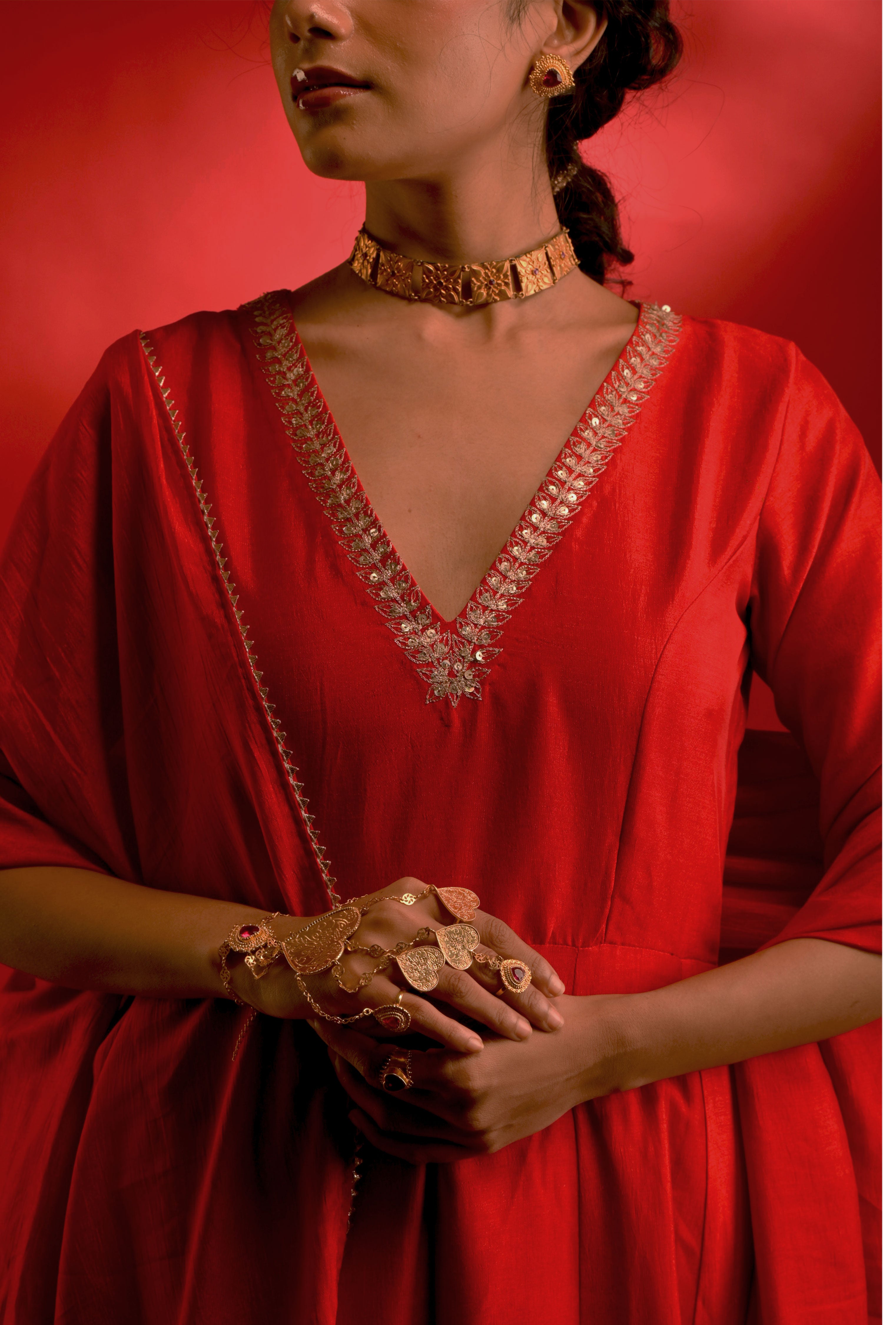 Roop I Red chinon hand embroidered kurta pant set with dupatta