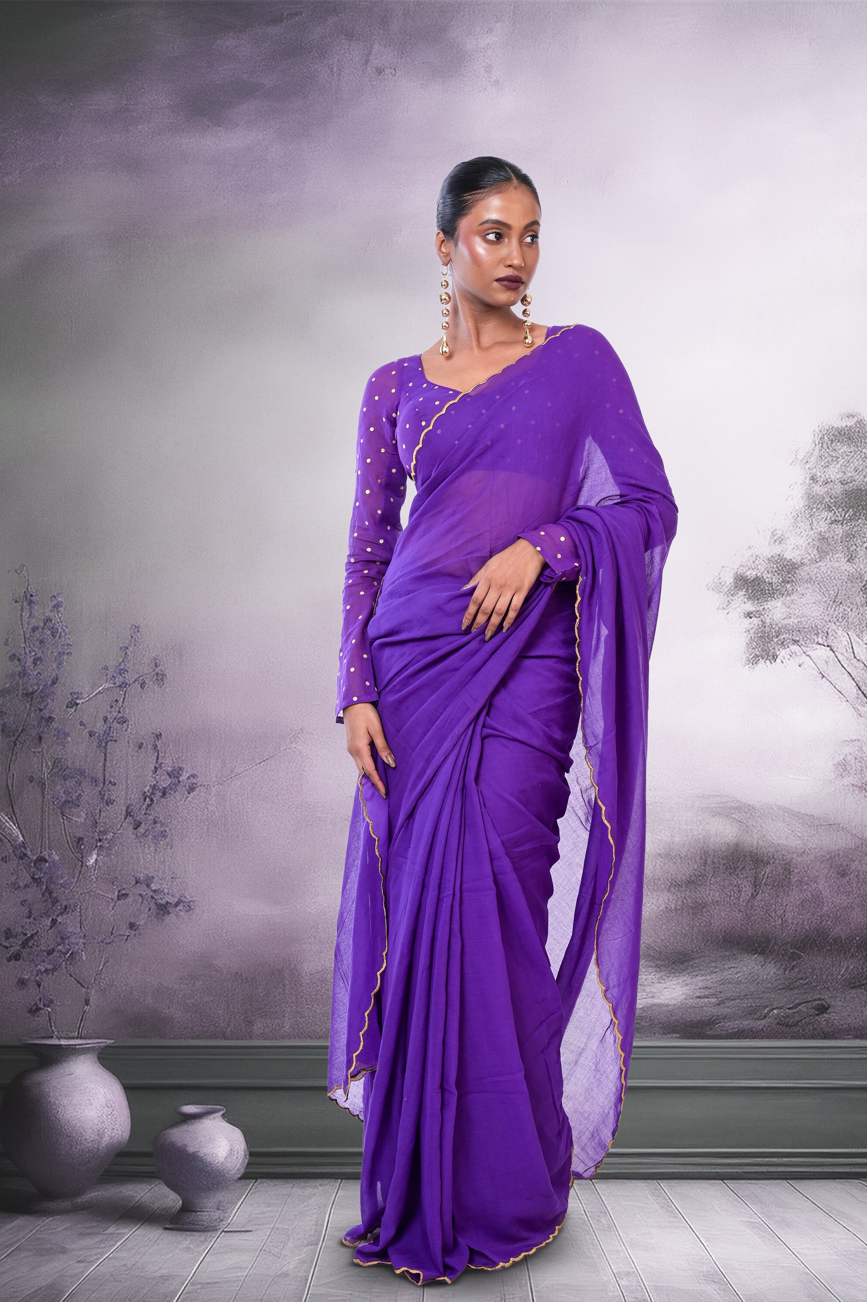 hand-woven-purple-mul-cotton-saree-scalloped-saree