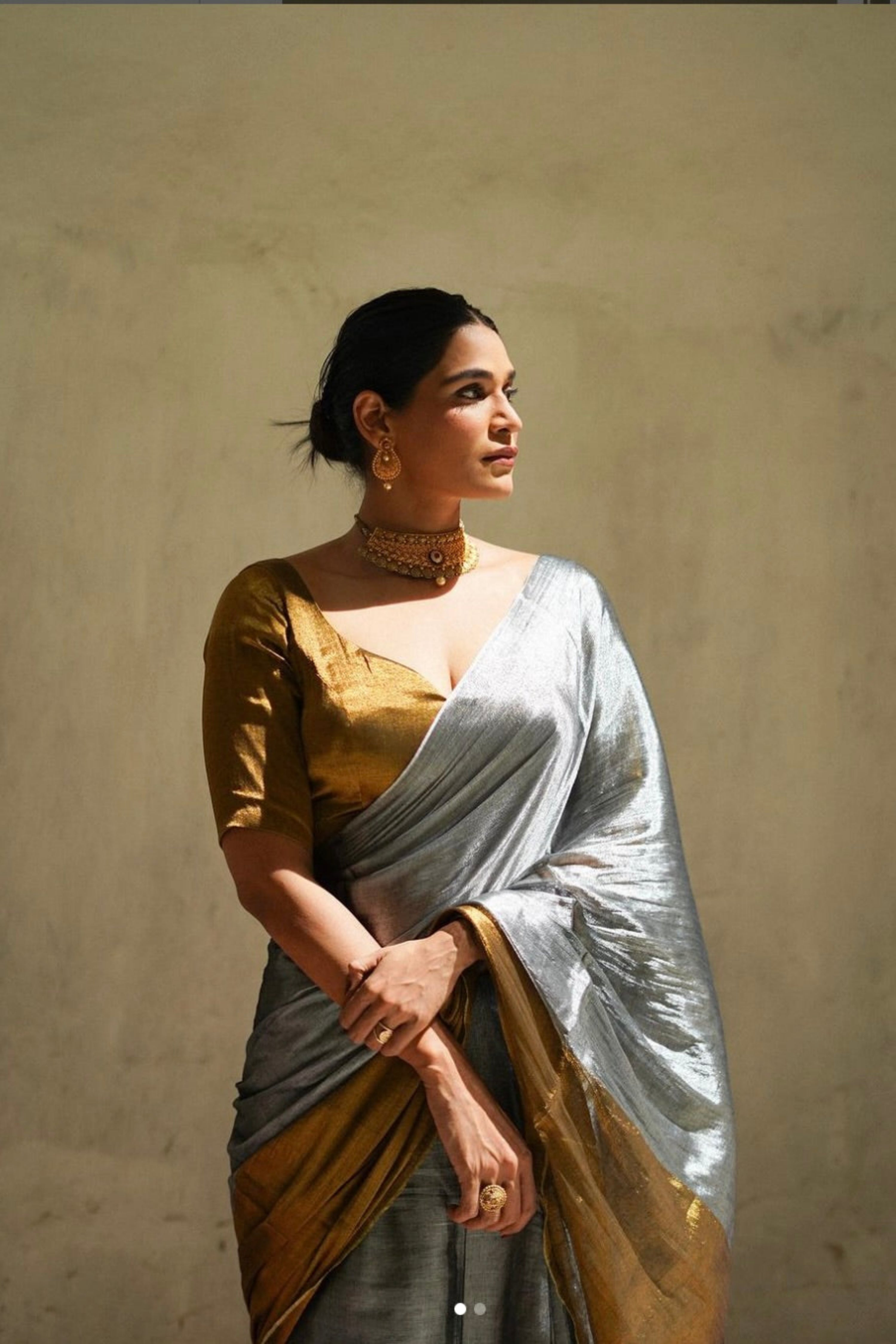 handloom-gold-and-silver-tissue-saree