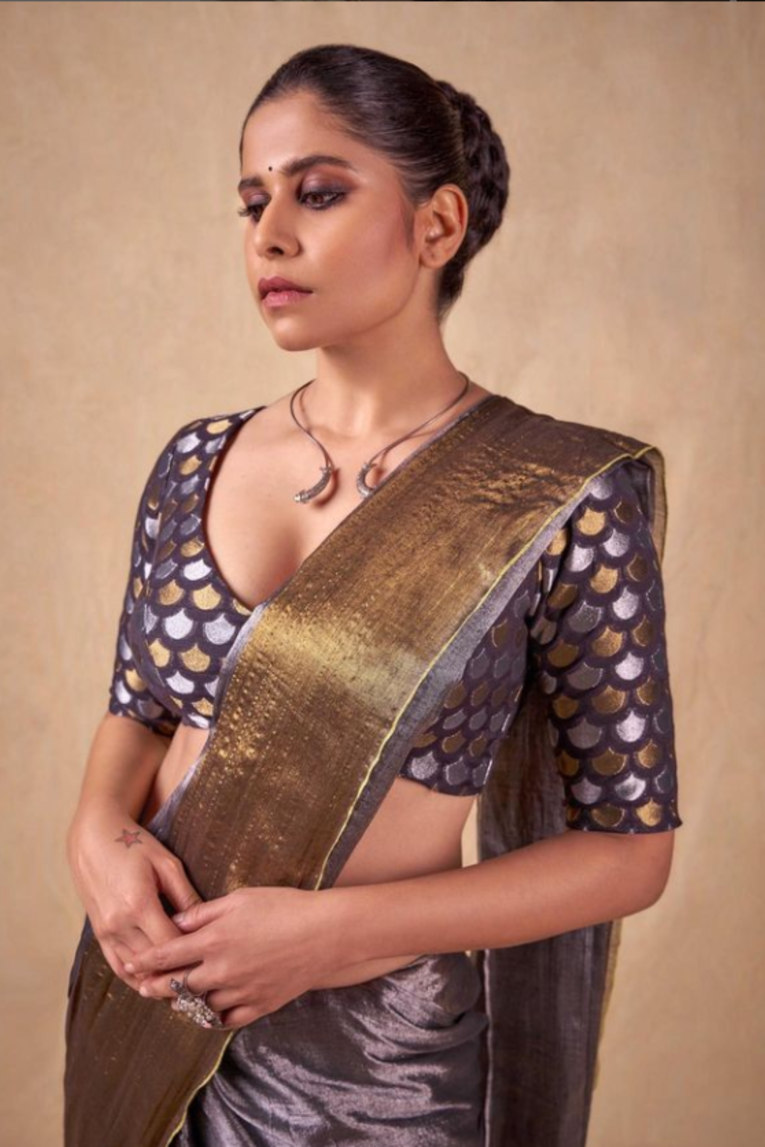 hand-woven-silver-gold-tissue-saree