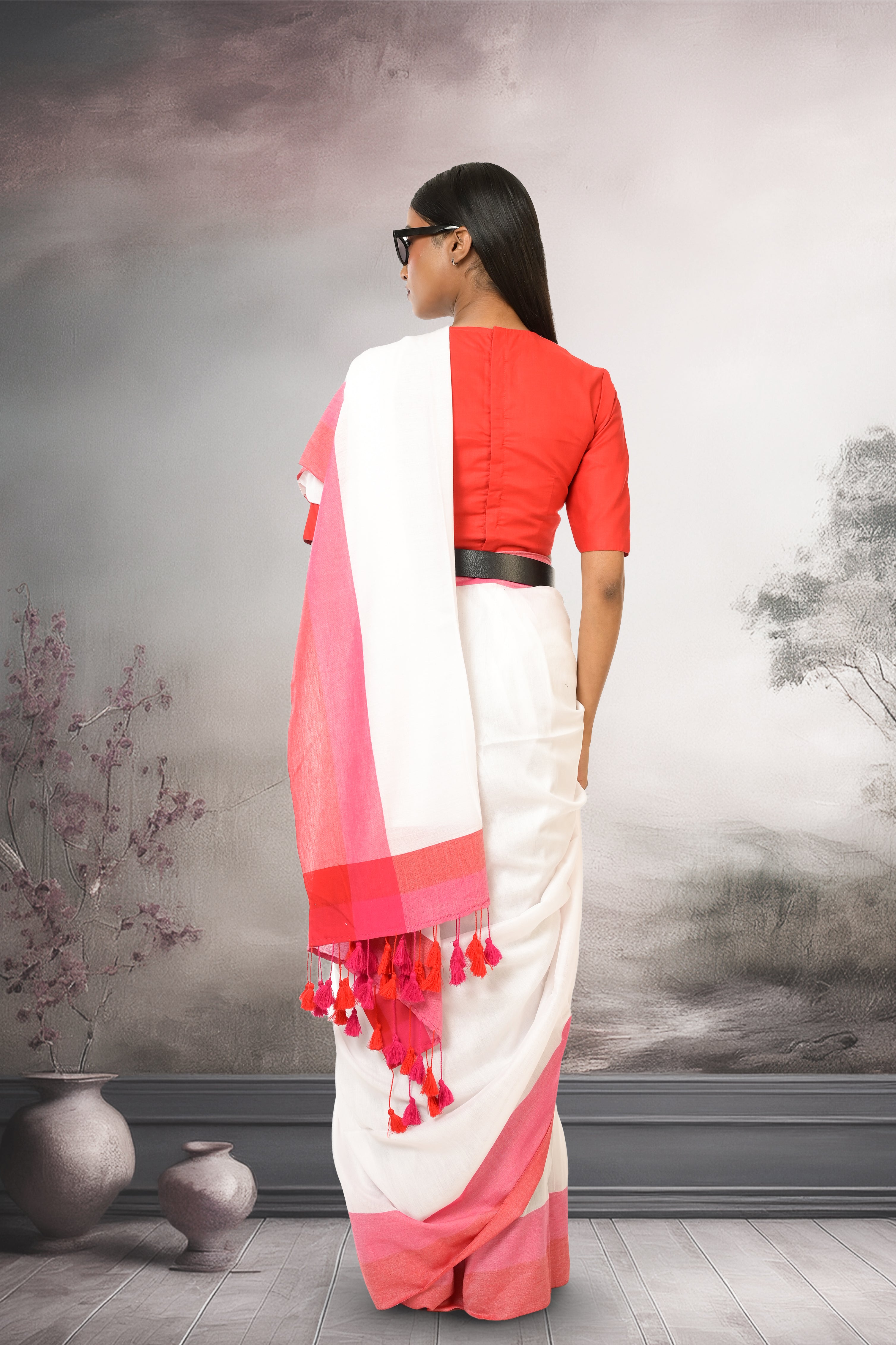 White Radiance I White Handloom Acrylic Cotton Saree with Red and Pink Border