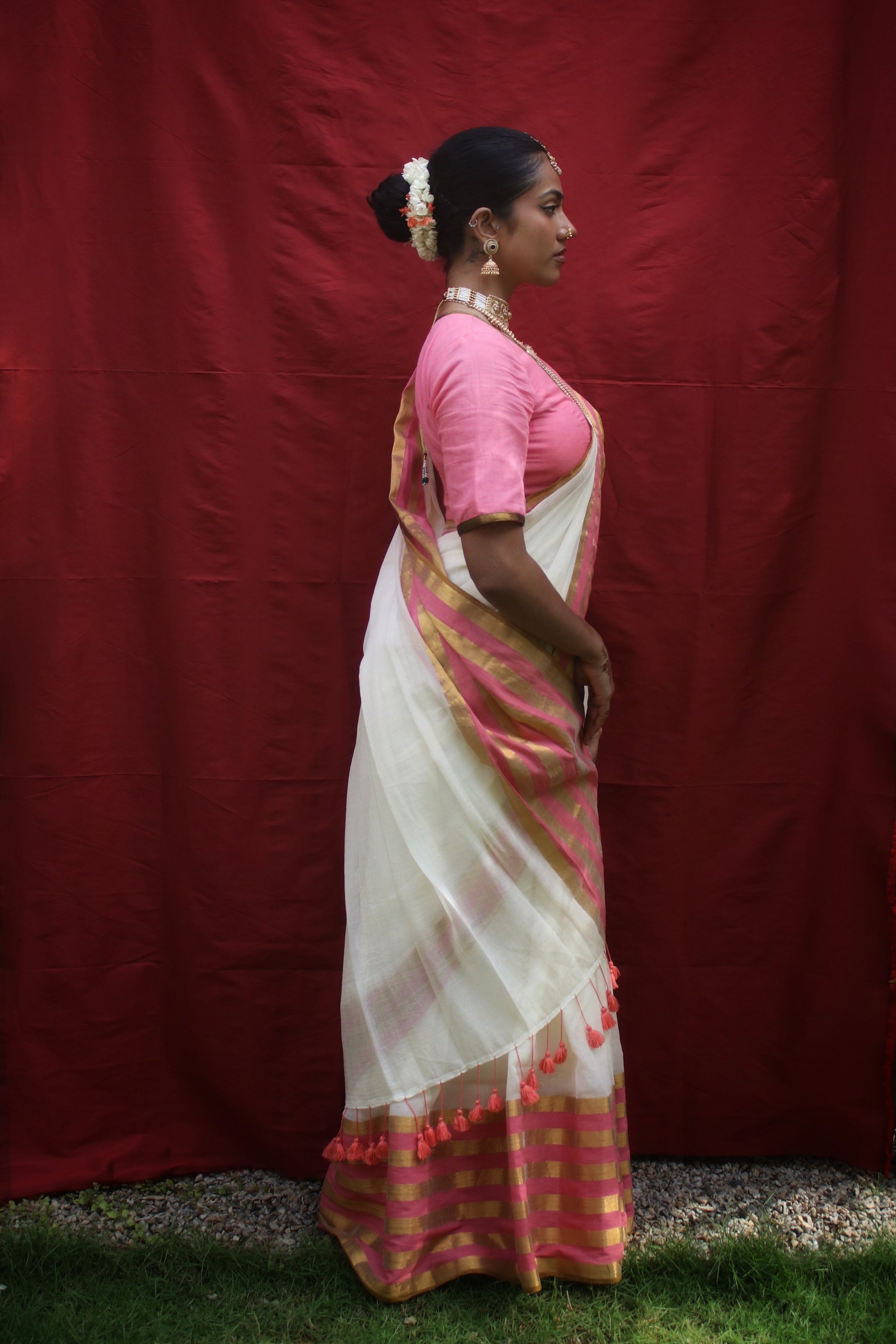 Handwoven Cream White with Striped Border Cotton Saree along with Ready to Wear Pink Blouse Combo (Chandramaya & Swarn gulab)
