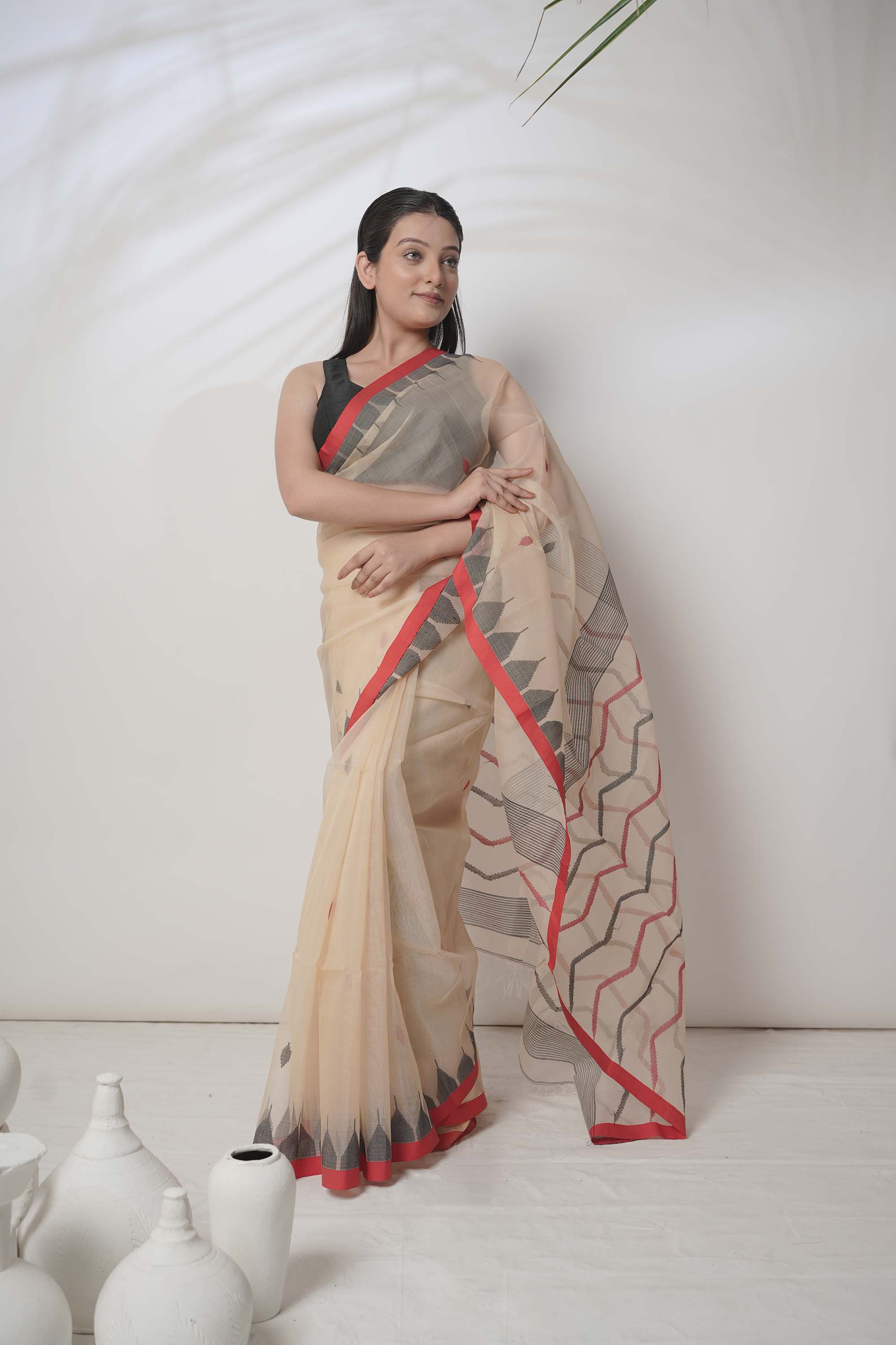 hand-woven-beige-silk-saree-with-red-border