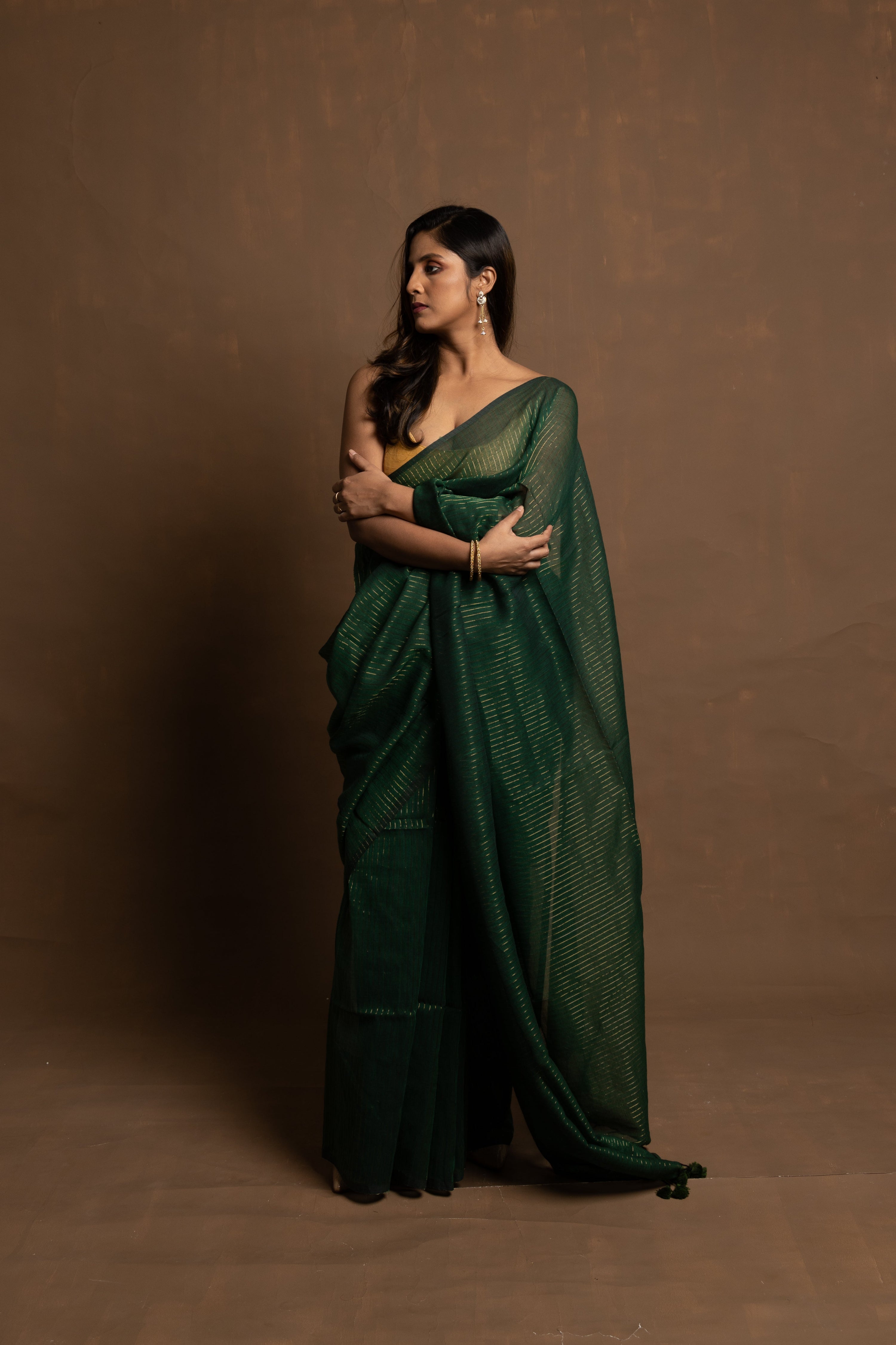 green-handloom-stripe-saree