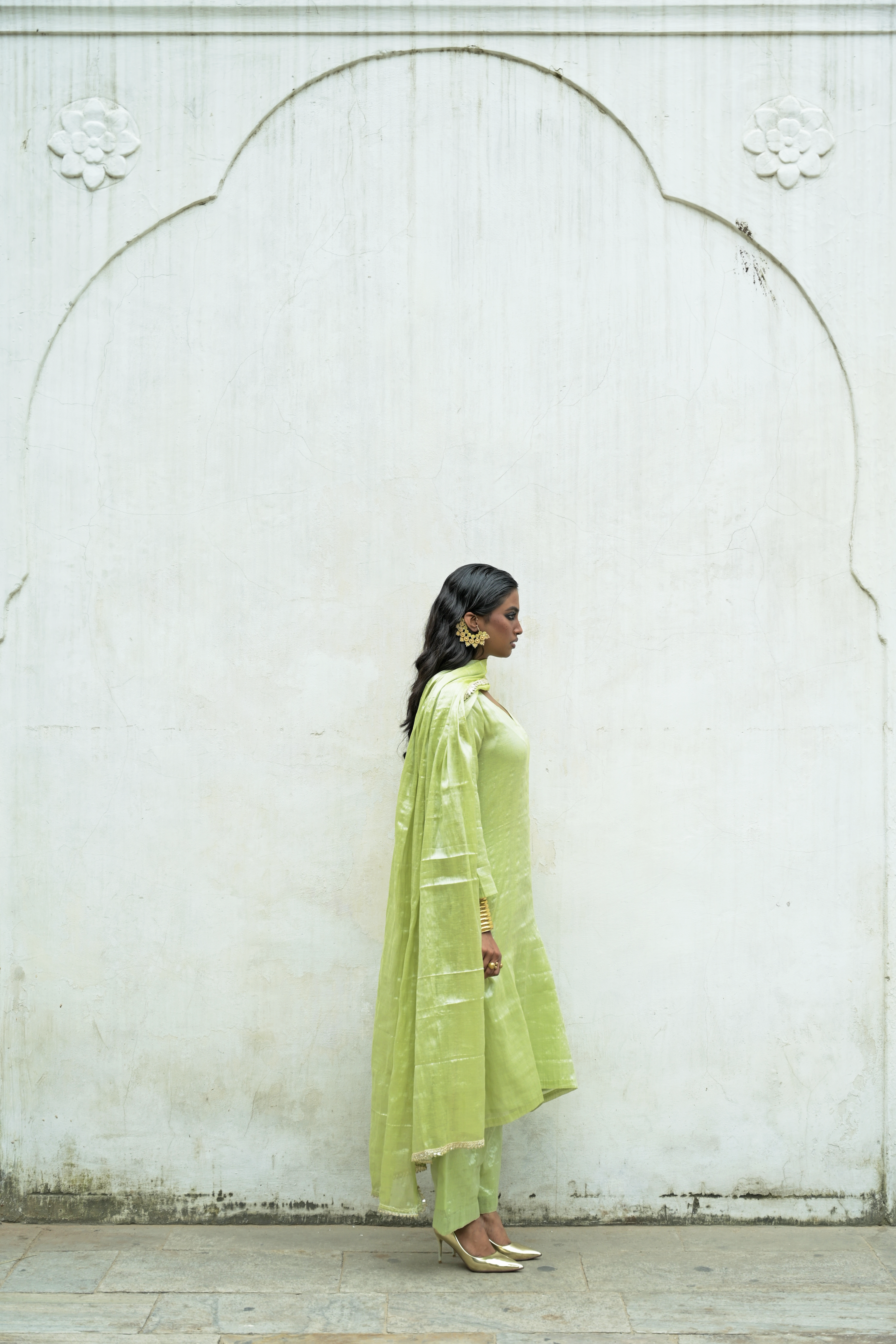 Avyaya I Neon Green Handloom Tissue Kurti Pant Set with Dupatta