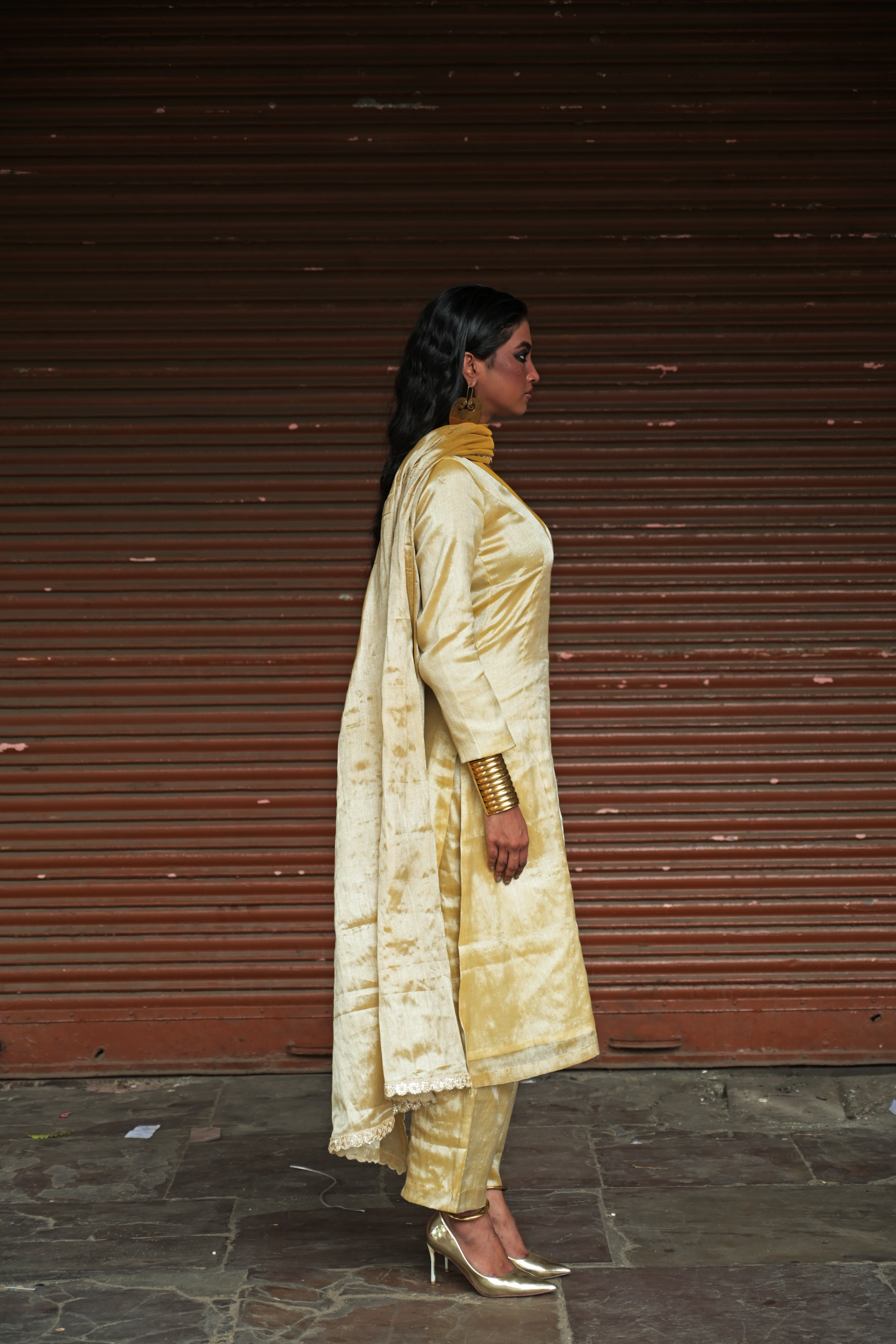 Akshwini I Neon Yellow Handloom Tissue Kurti Pant Set with Dupatta