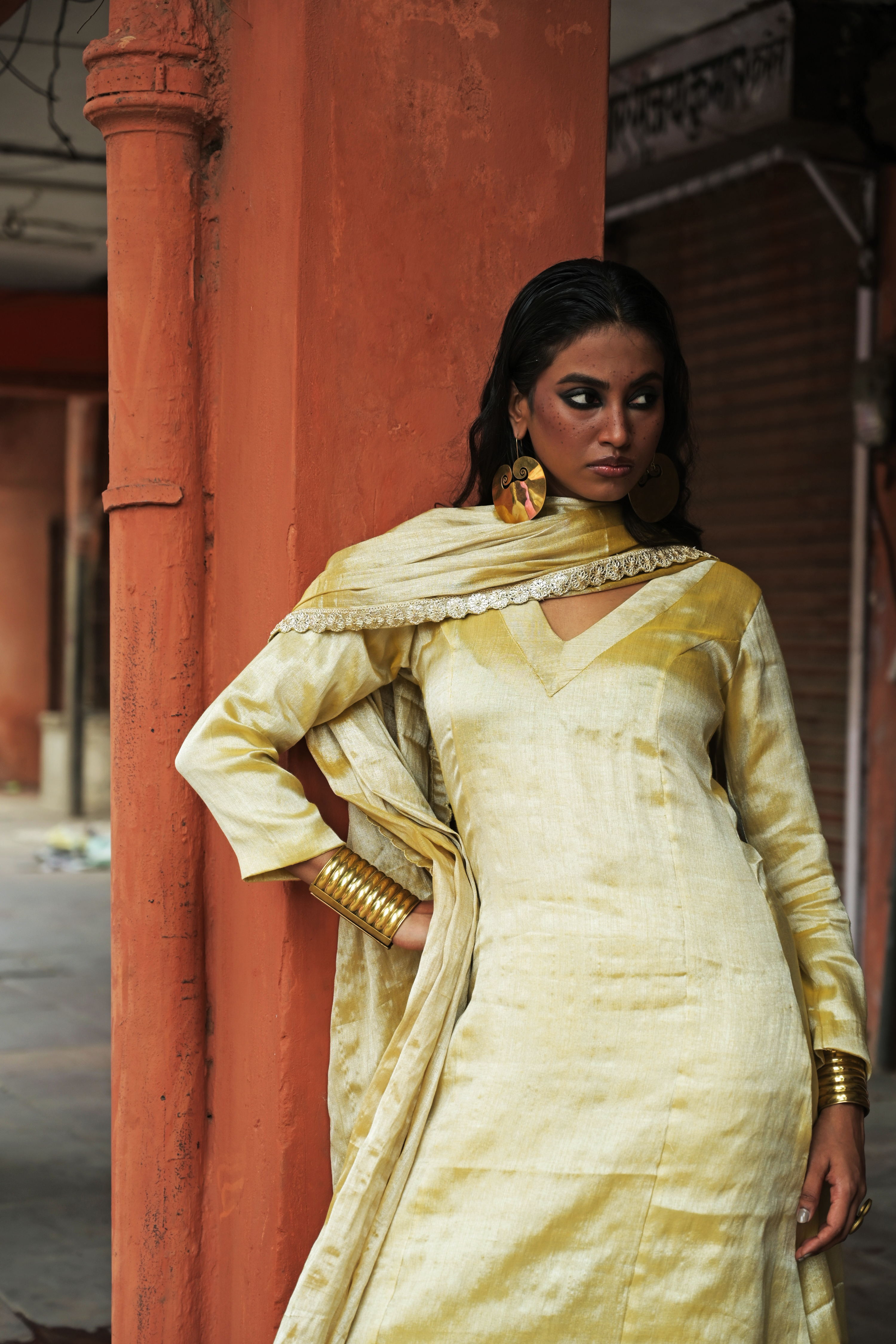 Akshwini I Neon Yellow Handloom Tissue Kurti Pant Set with Dupatta