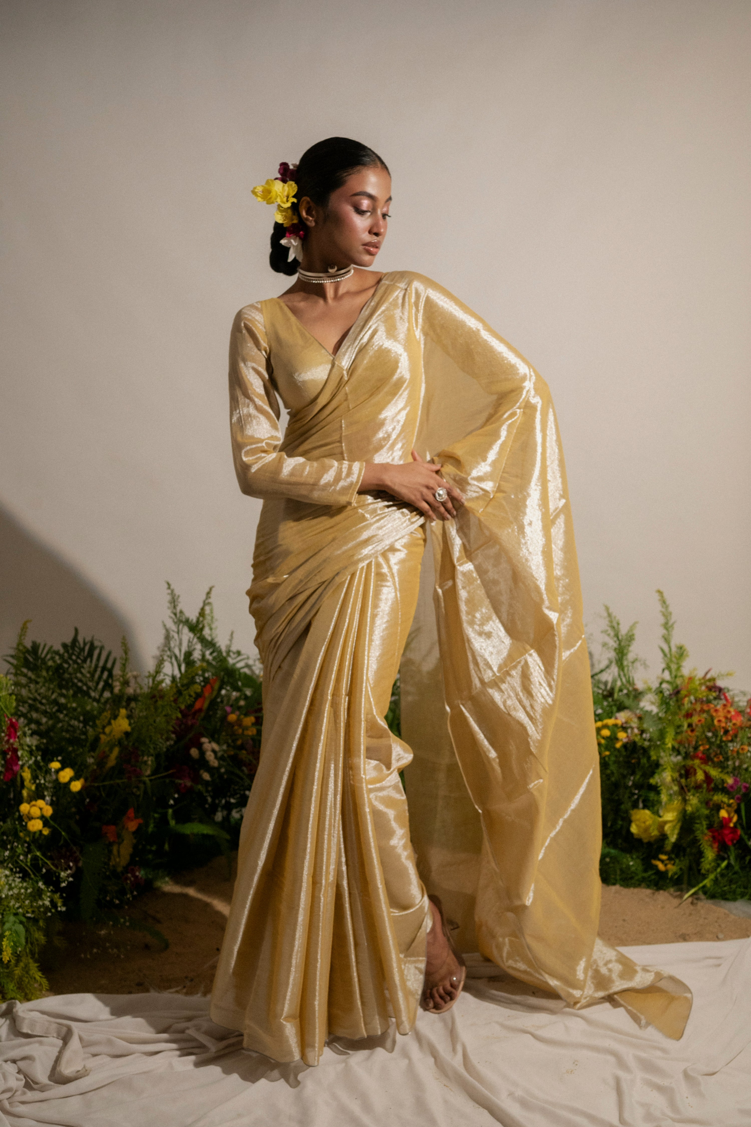 neon-yellow-tissue-saree