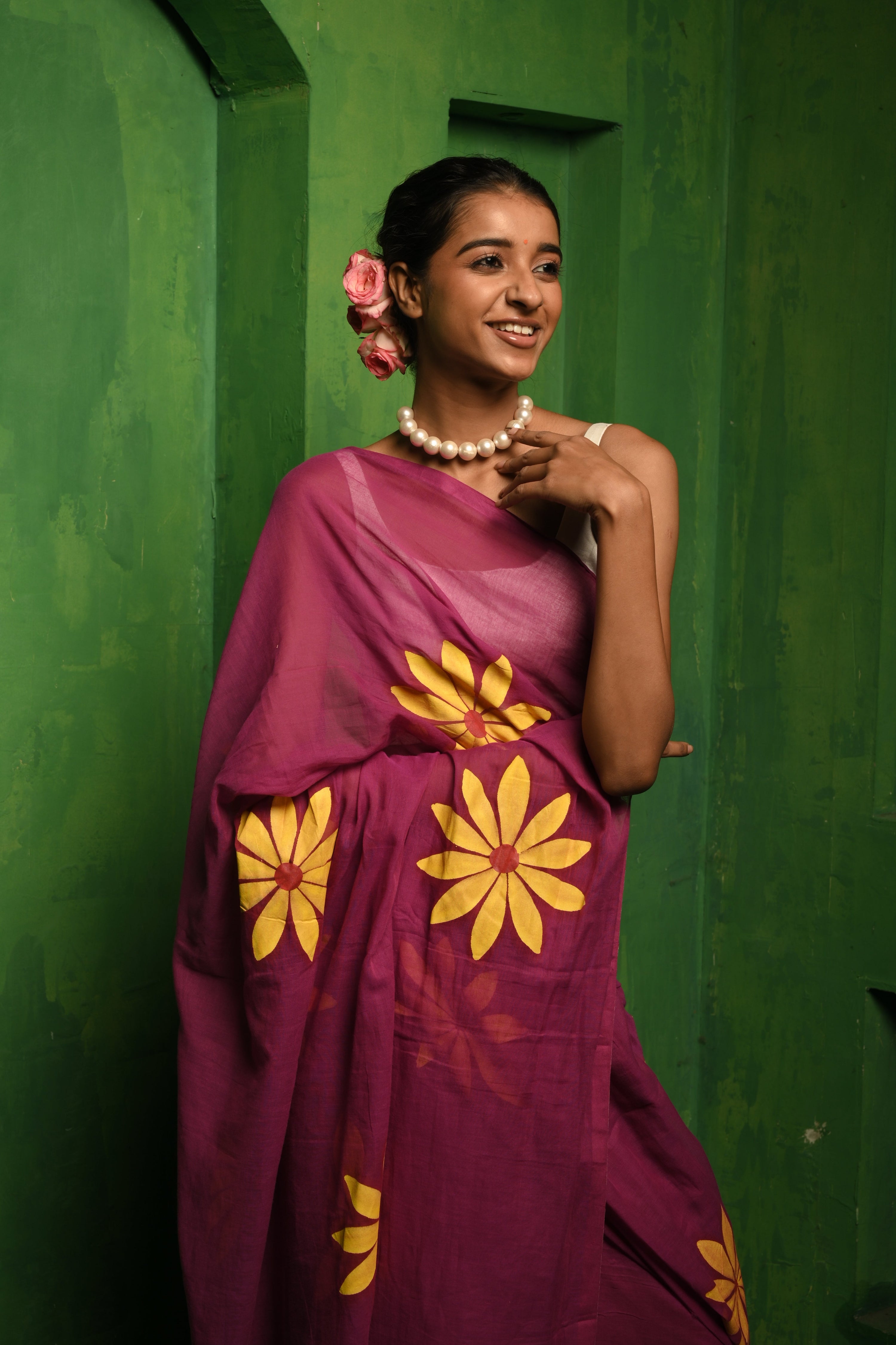 purple-handloom-floral-motifs-saree