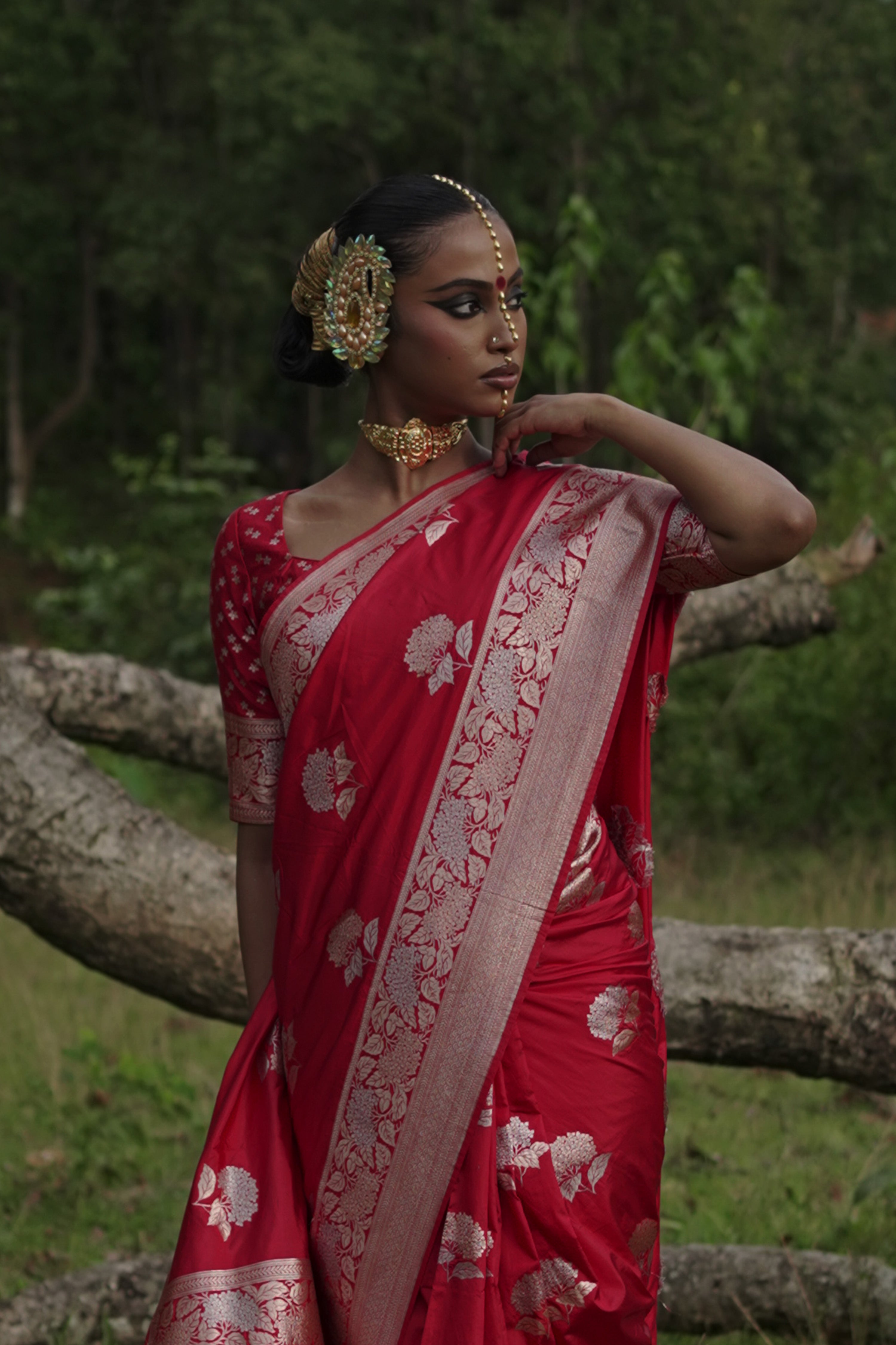 Ranangana I Red Handwoven Katan Banarasi Saree with Floral Jaal Zari Border and Geranium Motifs