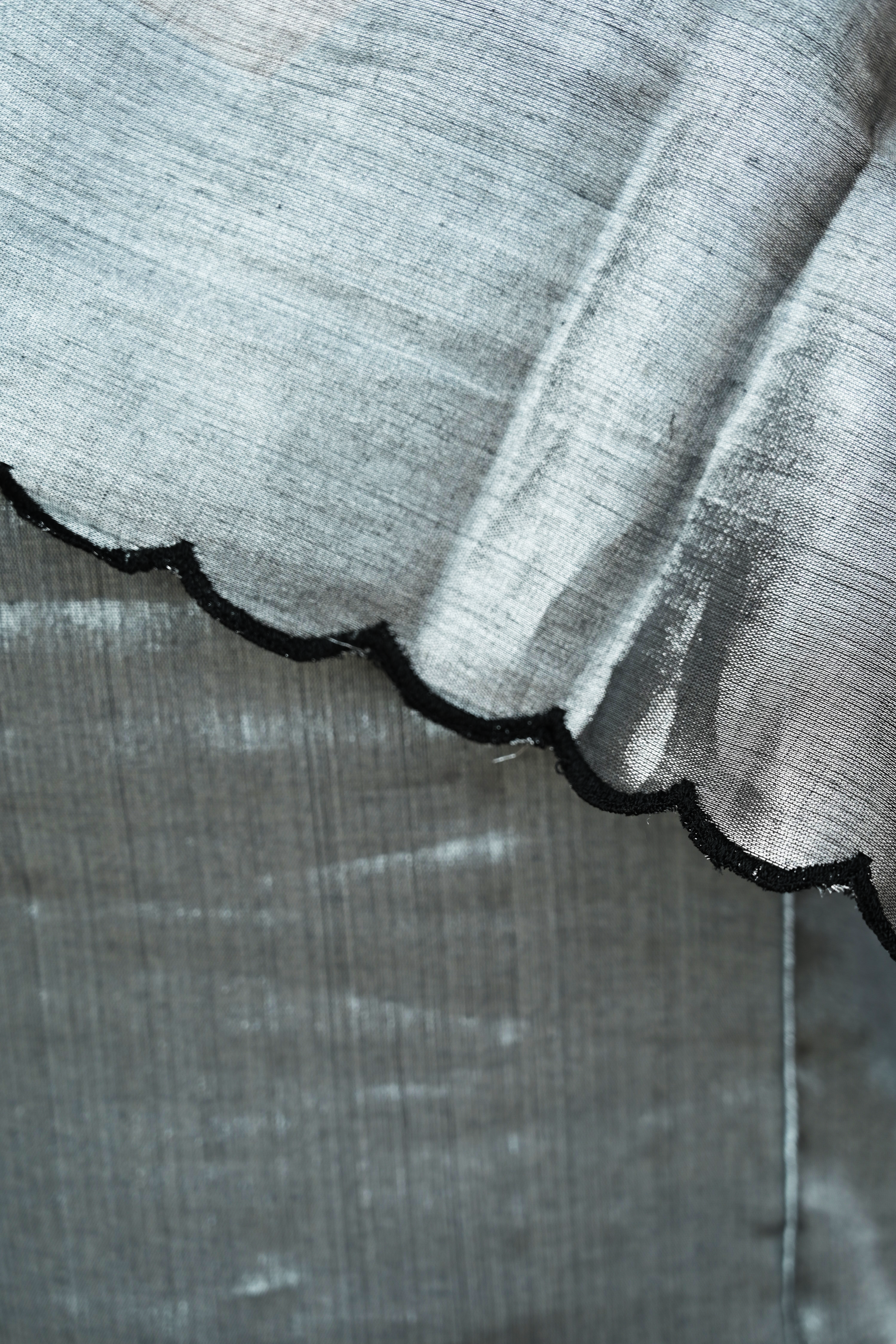 Vyomaya I Silver Handloom Tissue Kurti Pant Set with Dupatta