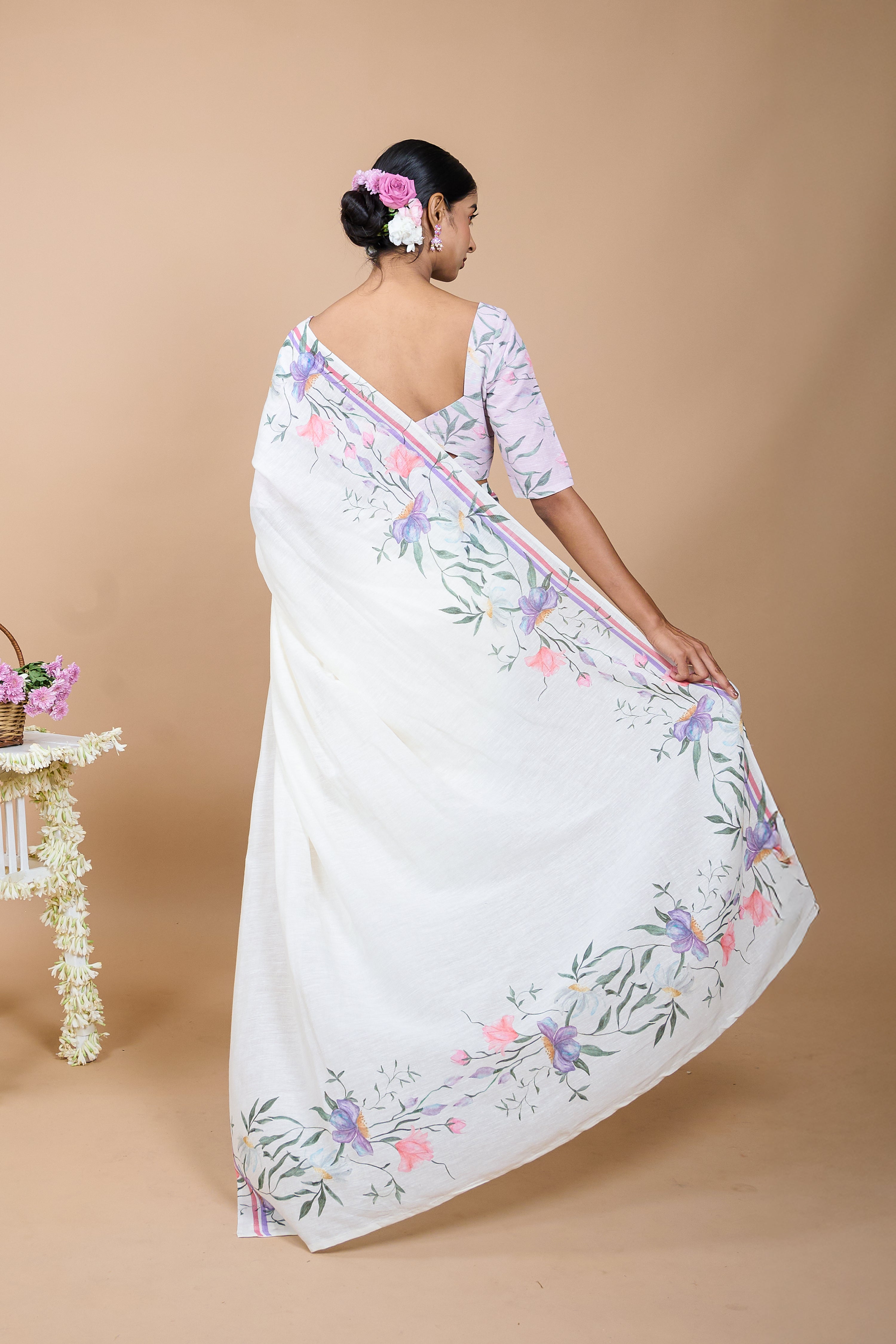 watercolour-wash-effect-floral-printed-saree