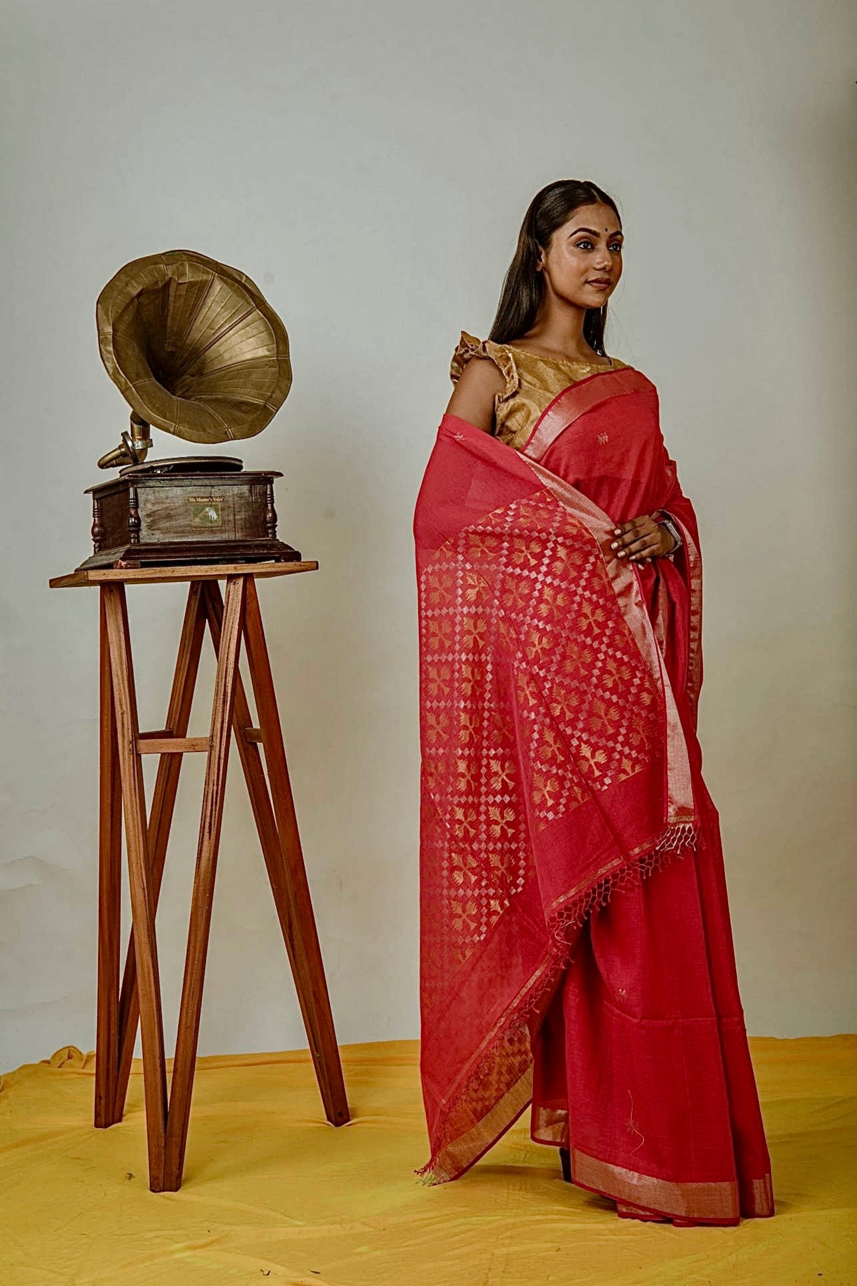 sunny-side-up handloom saree