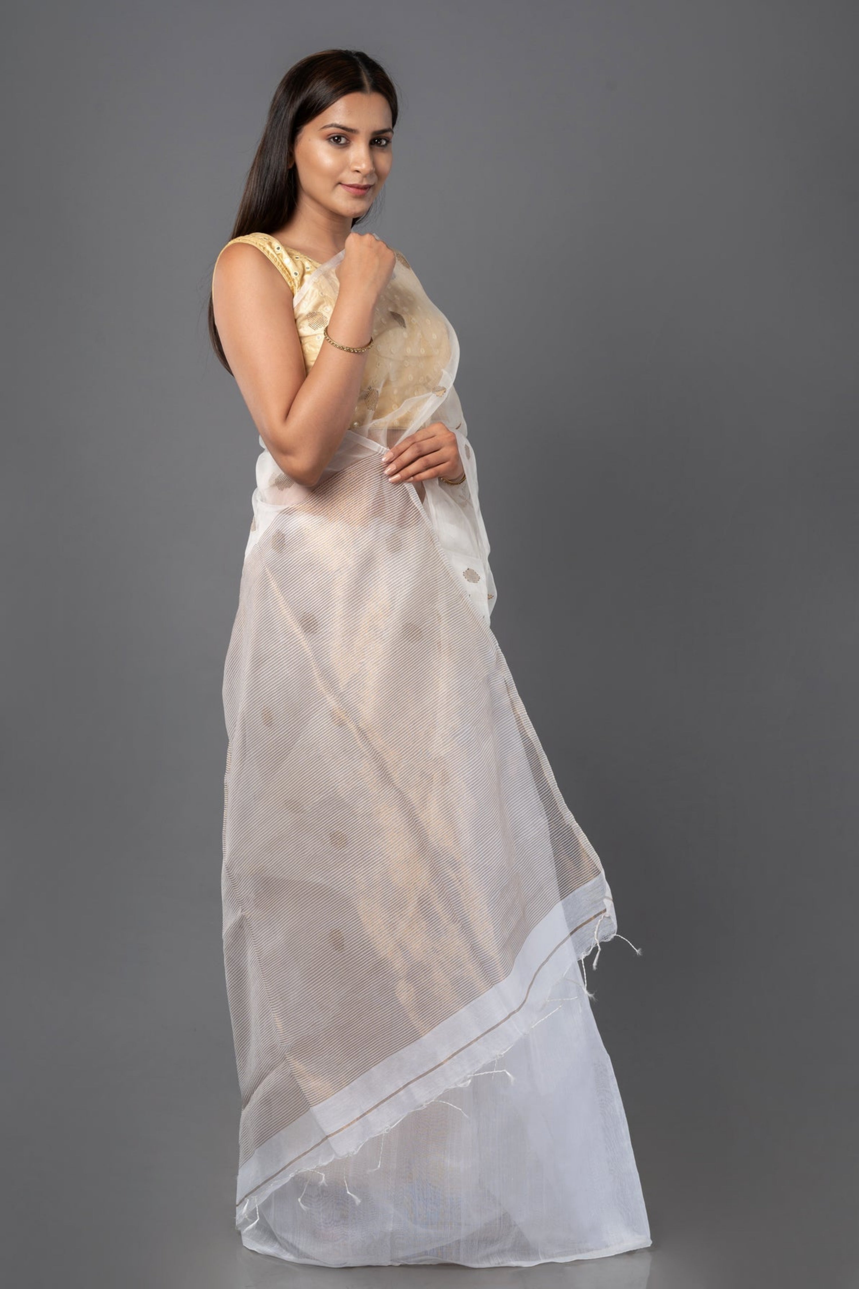 handwoven-whitecolour-cotton-silk-saree